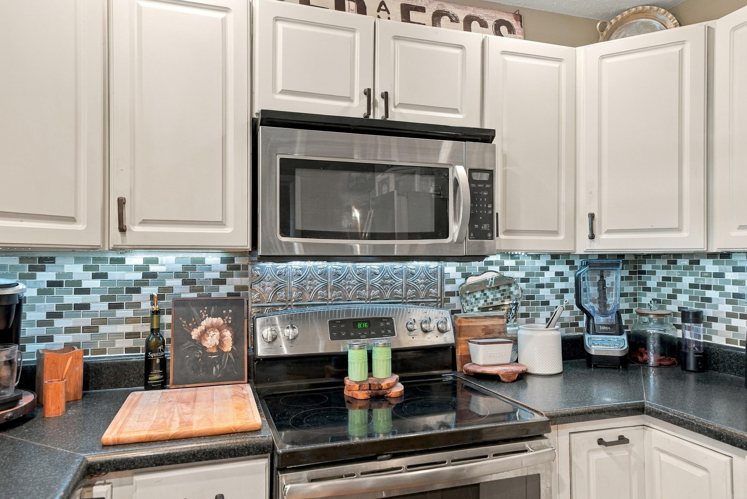 27 Pine Street Guy, AR 72061