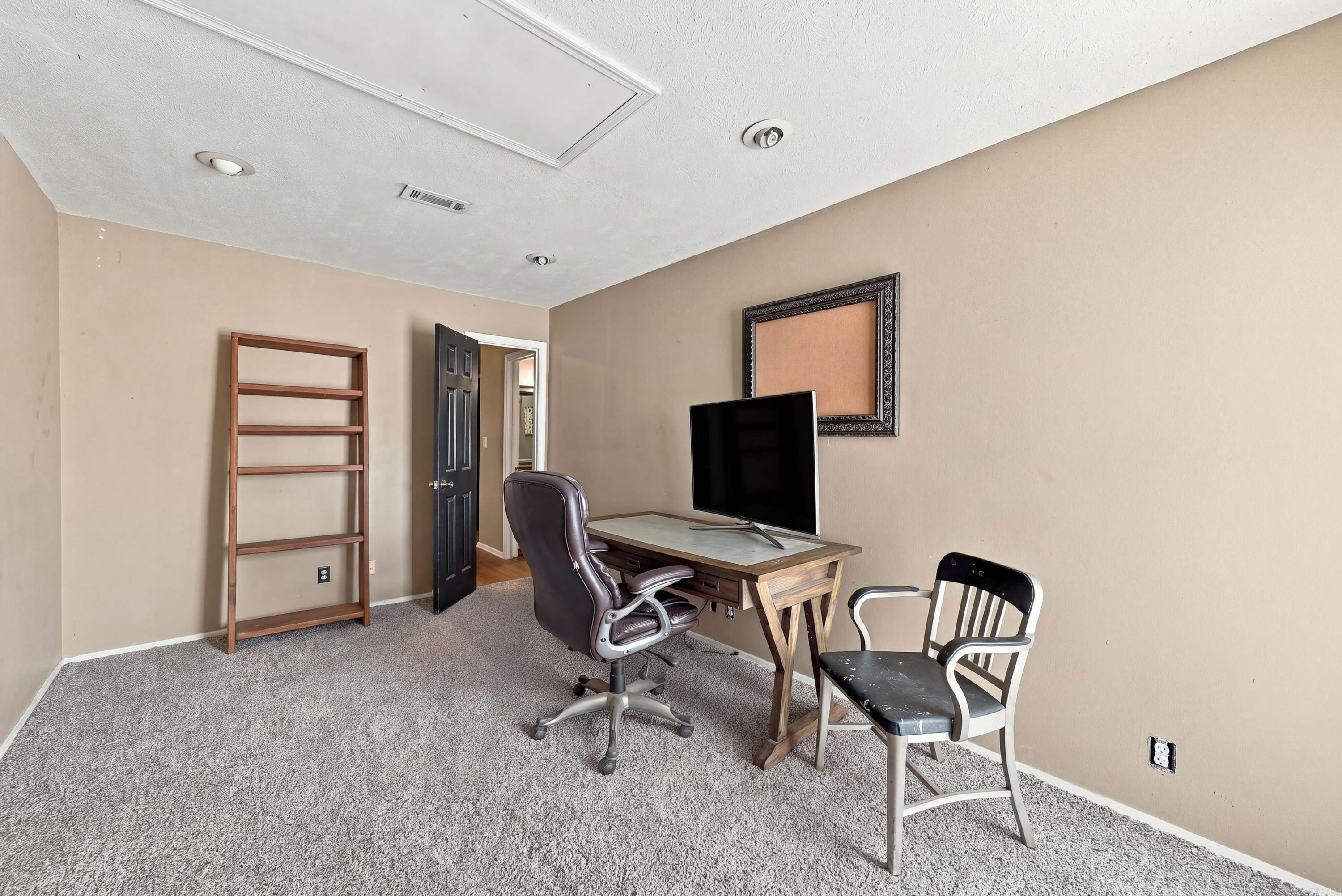 27 Pine Street Guy, AR 72061
