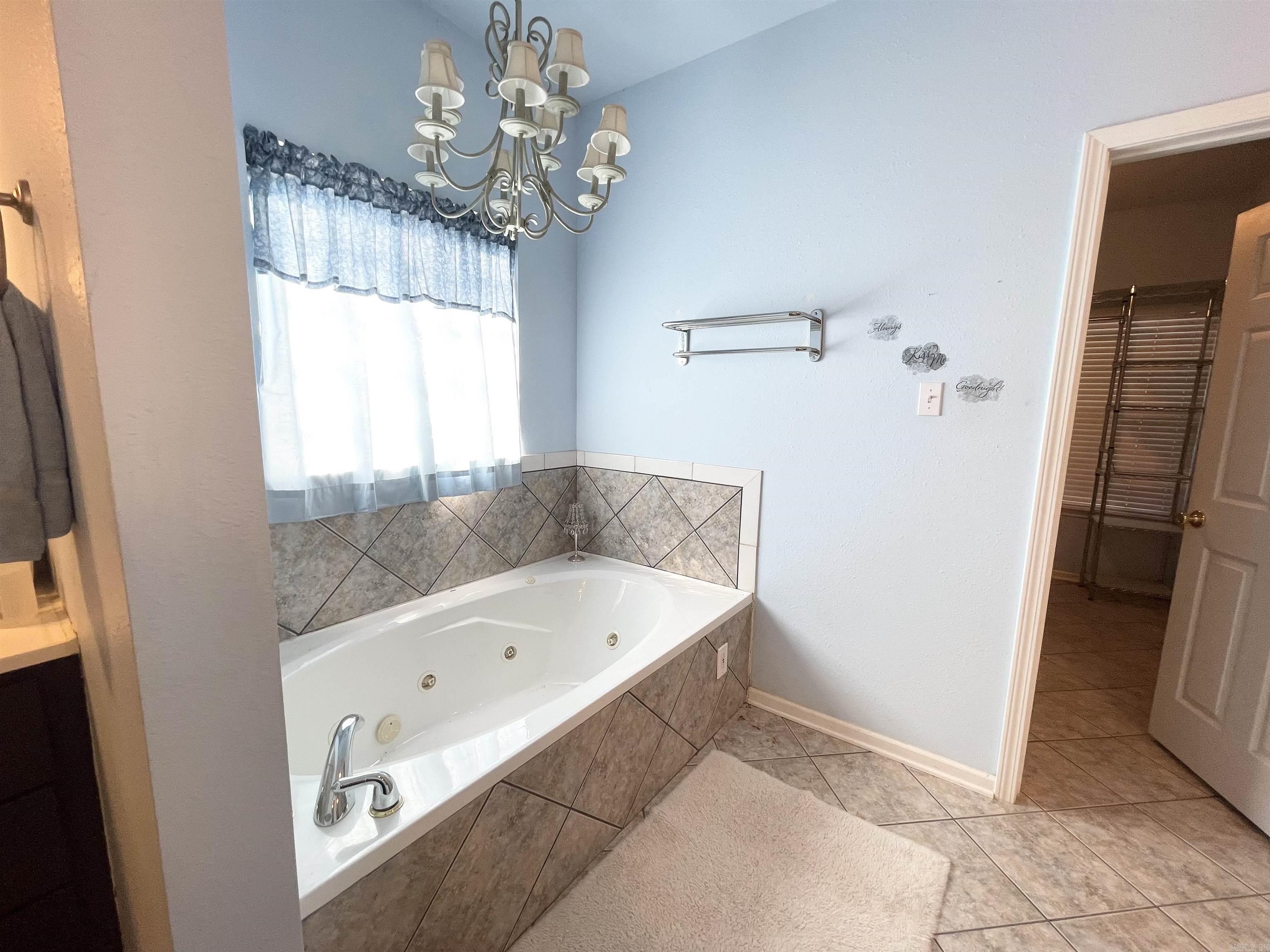 12621 Velda Cove Little Rock, AR 72206