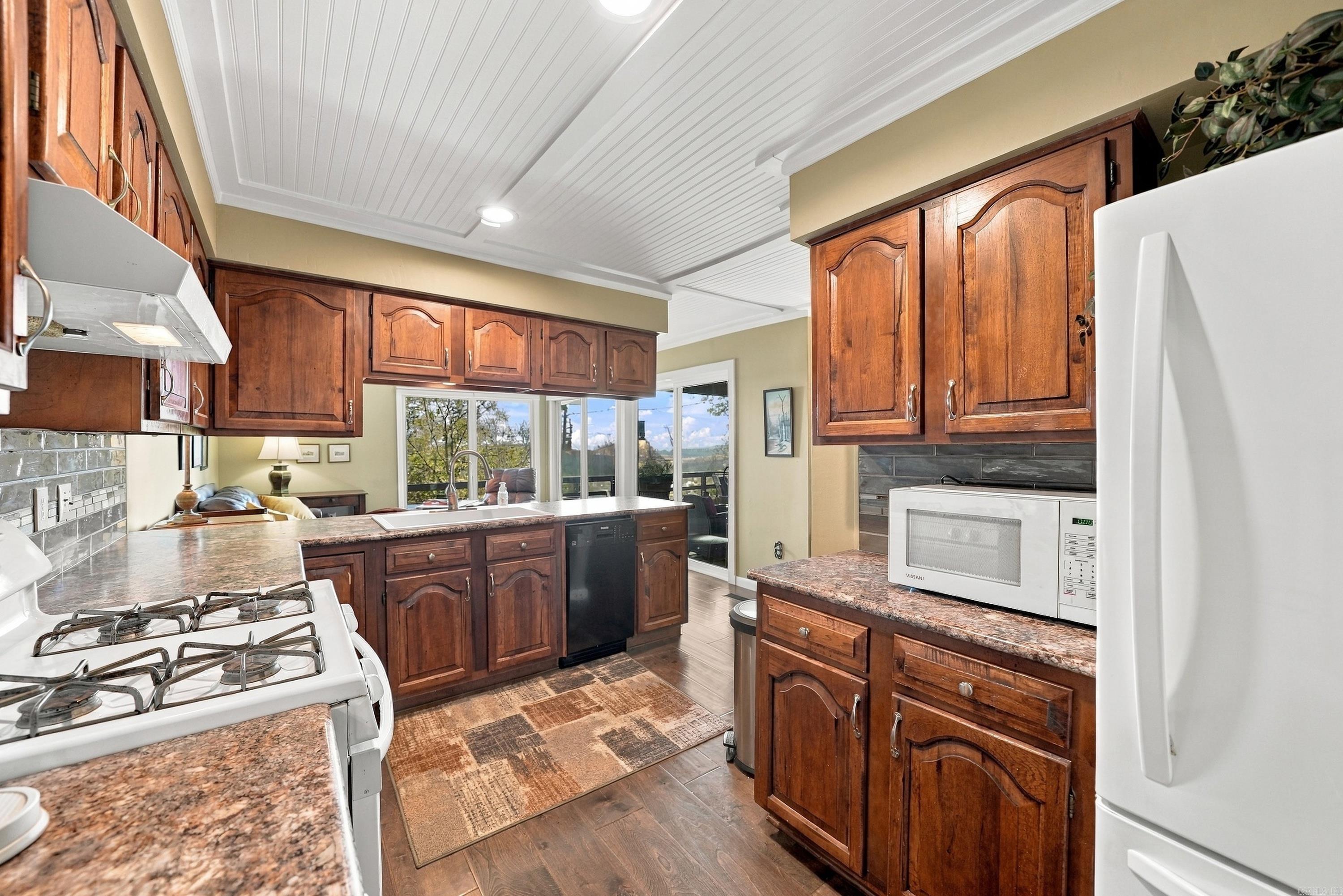 168 Pine Knot Road Fairfield Bay, AR 72088