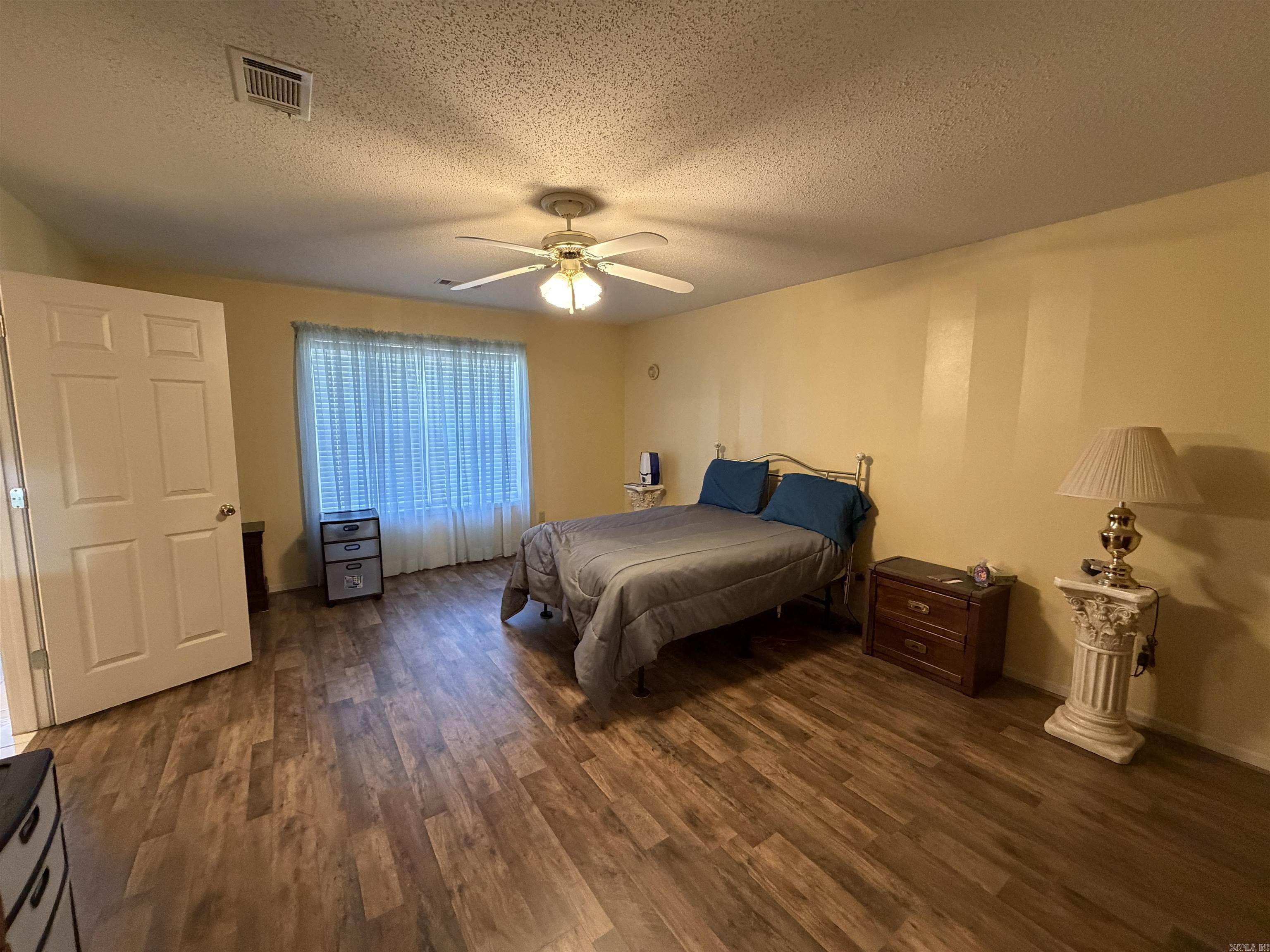 240 Besancon Cabot, AR 72023