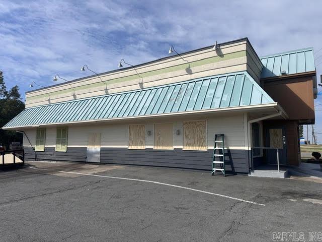 1109 W Main Street — photo 4