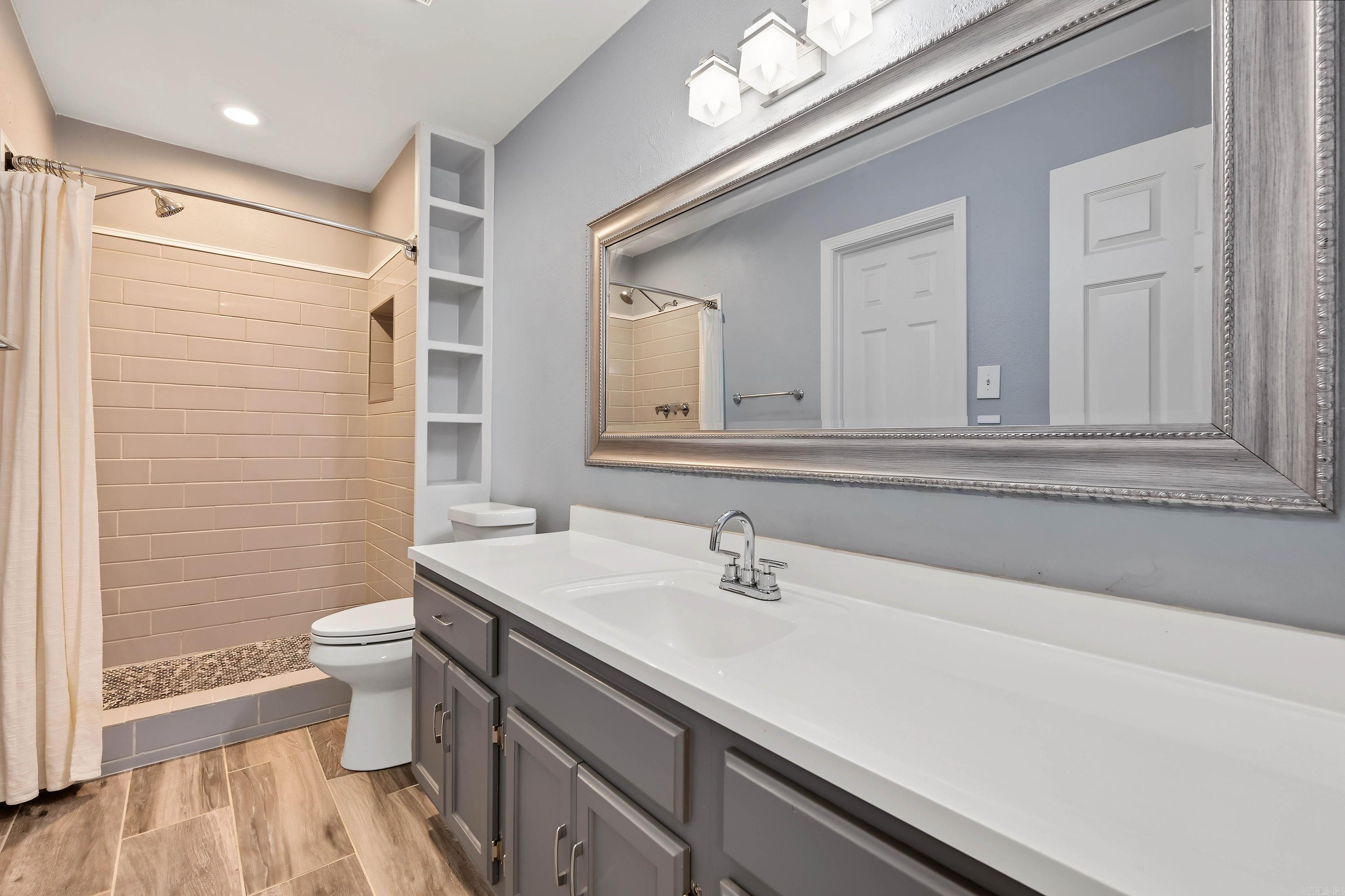 602 parkway place Drive Little Rock, AR 72211