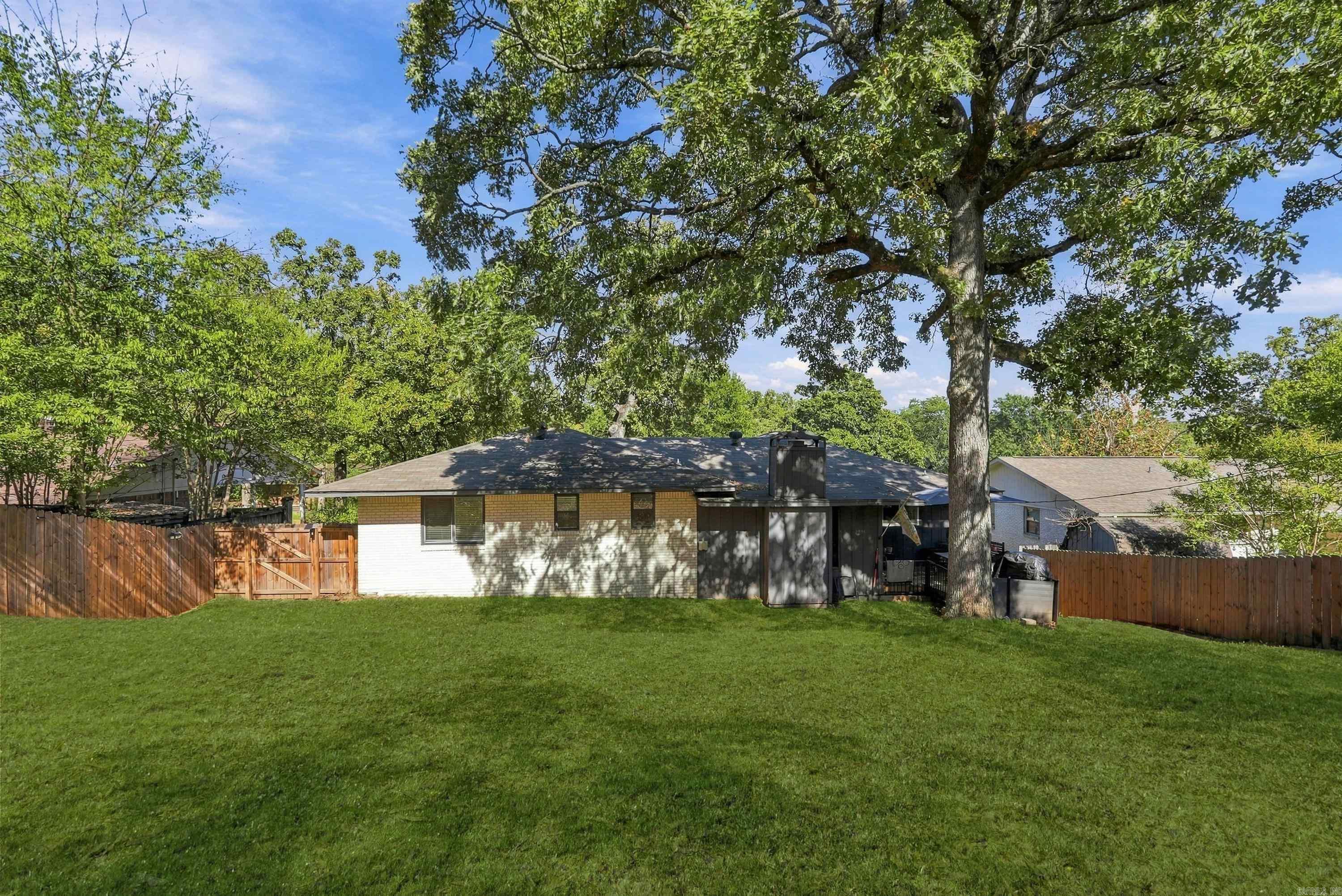 3717 Loch Lane North Little Rock, AR 72116