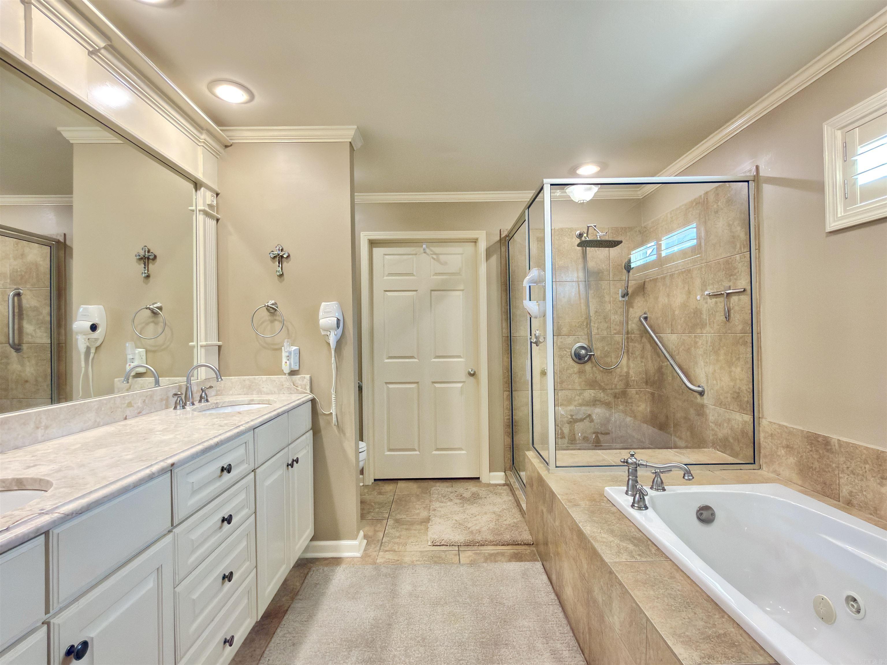 10 Enclave Circle Paragould, AR 72450