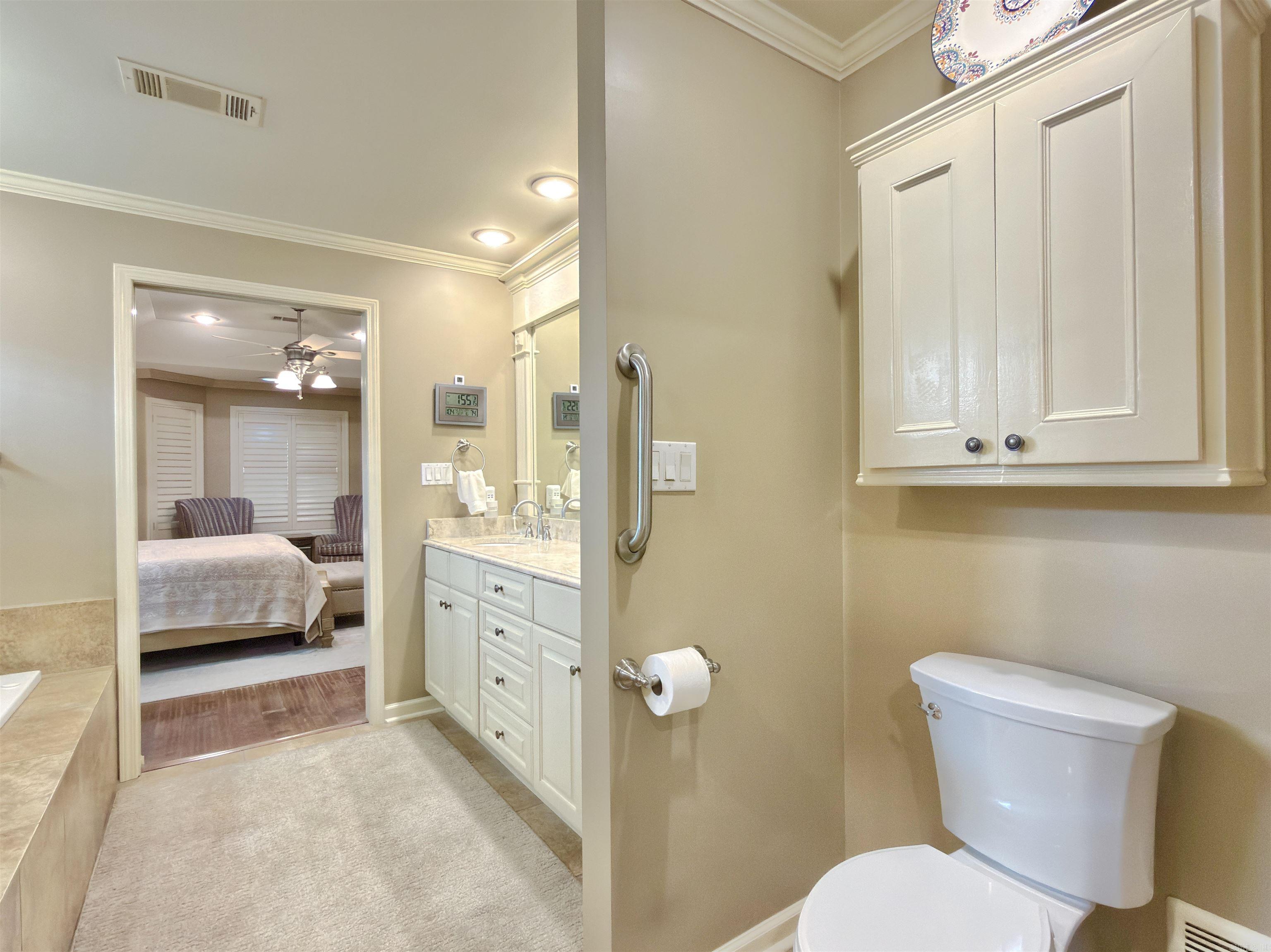10 Enclave Circle Paragould, AR 72450