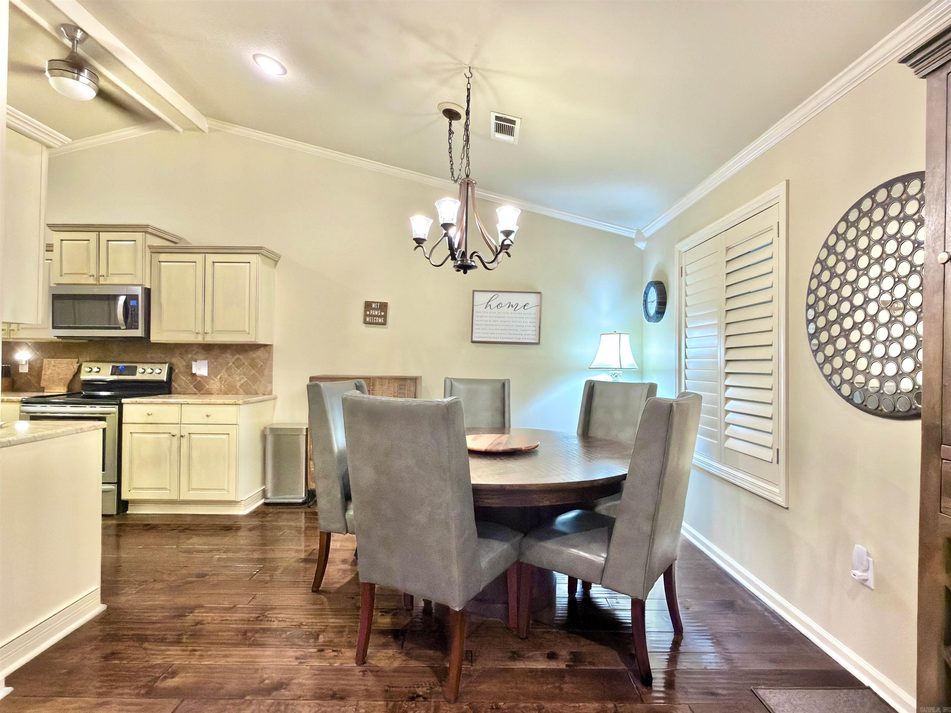 10 Enclave Circle Paragould, AR 72450