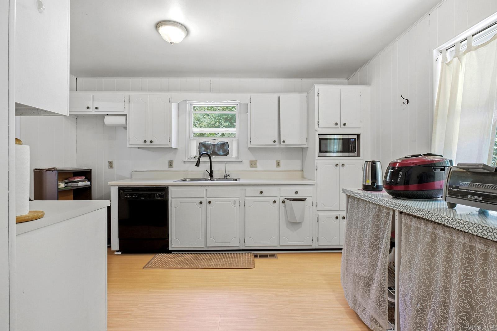 12880 Southridge Drive Little Rock, AR 72212