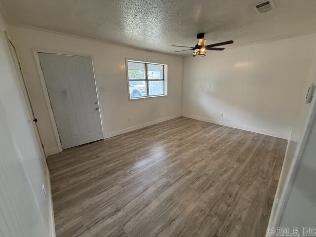 313 Teresa Ln — photo 4