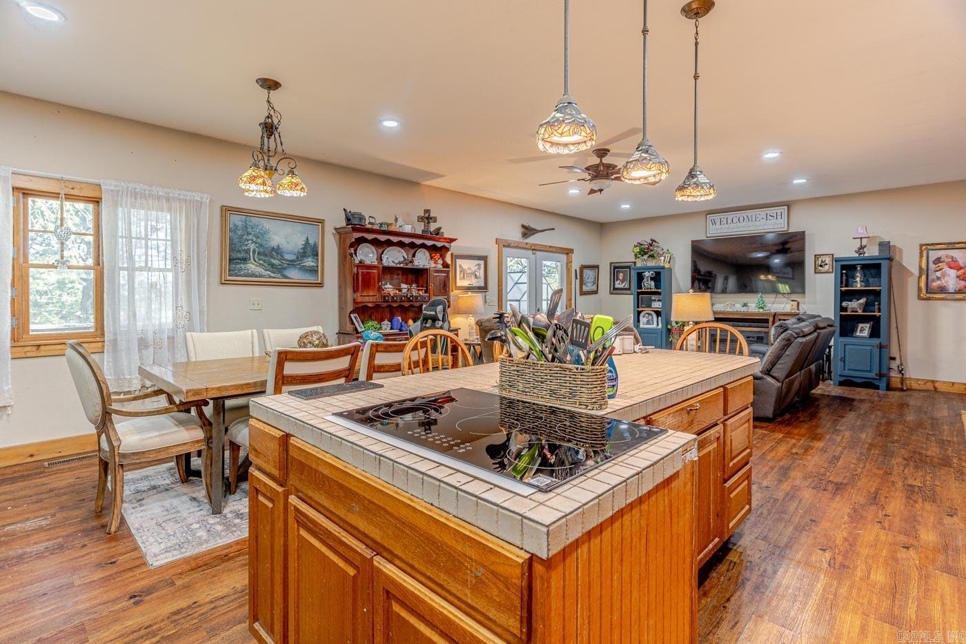 863 Rodney Cutoff Road Jordan, AR 72519