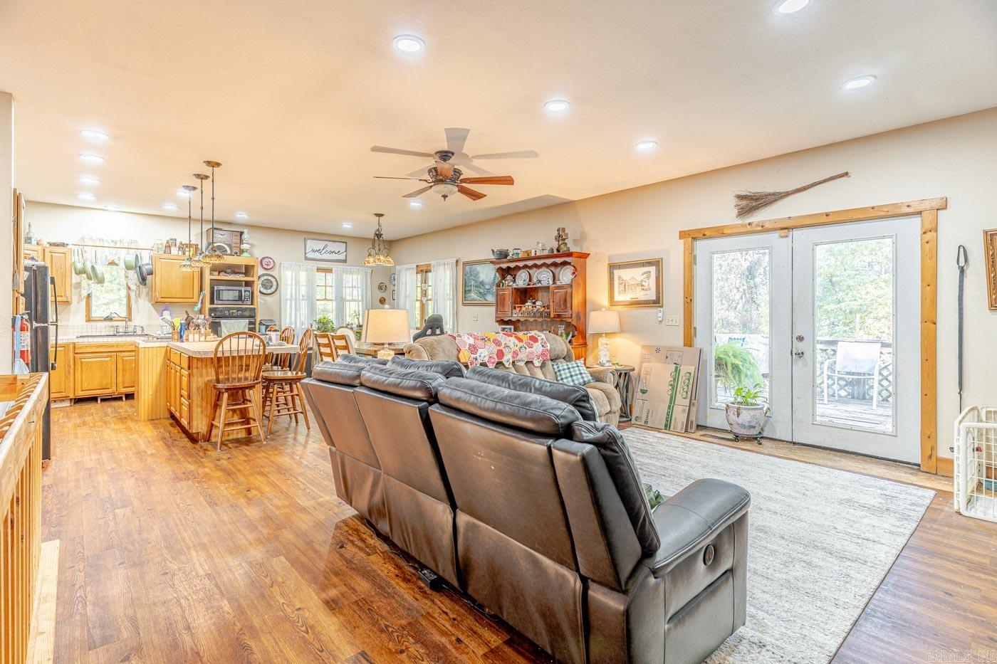 863 Rodney Cutoff Road Jordan, AR 72519