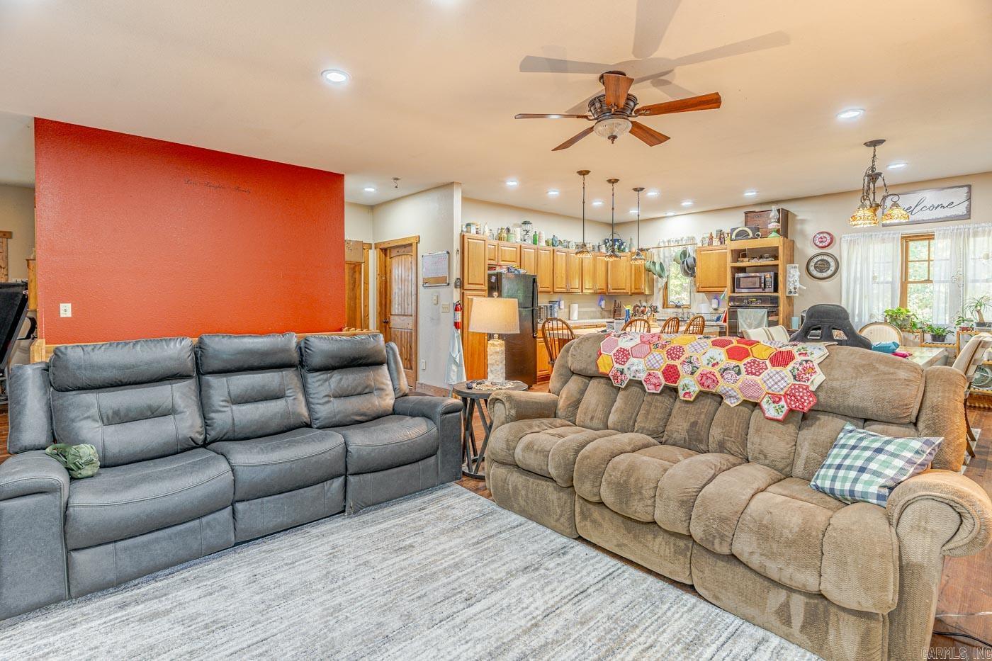 863 Rodney Cutoff Road Jordan, AR 72519