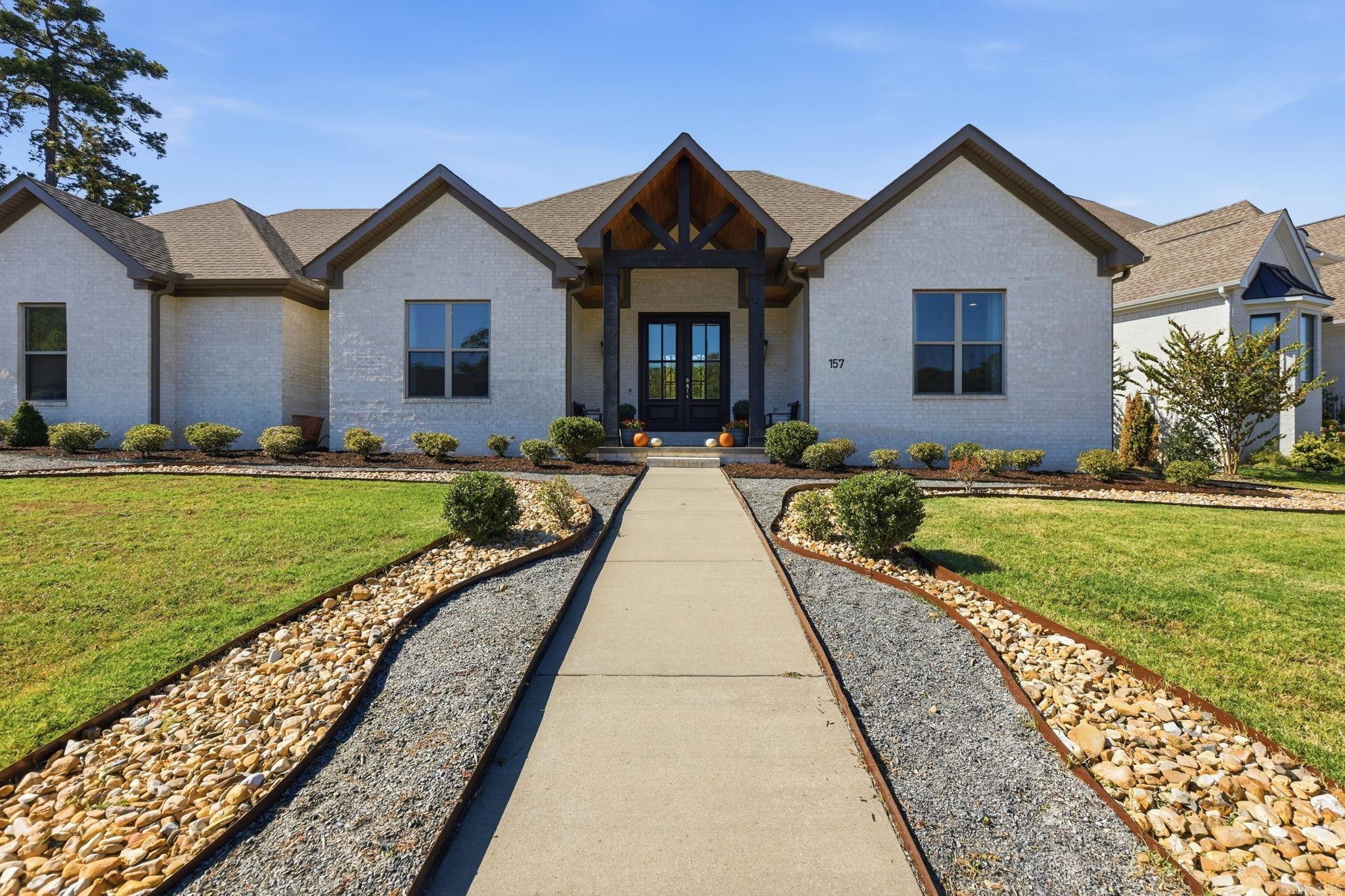157 Caurel Court — exterior