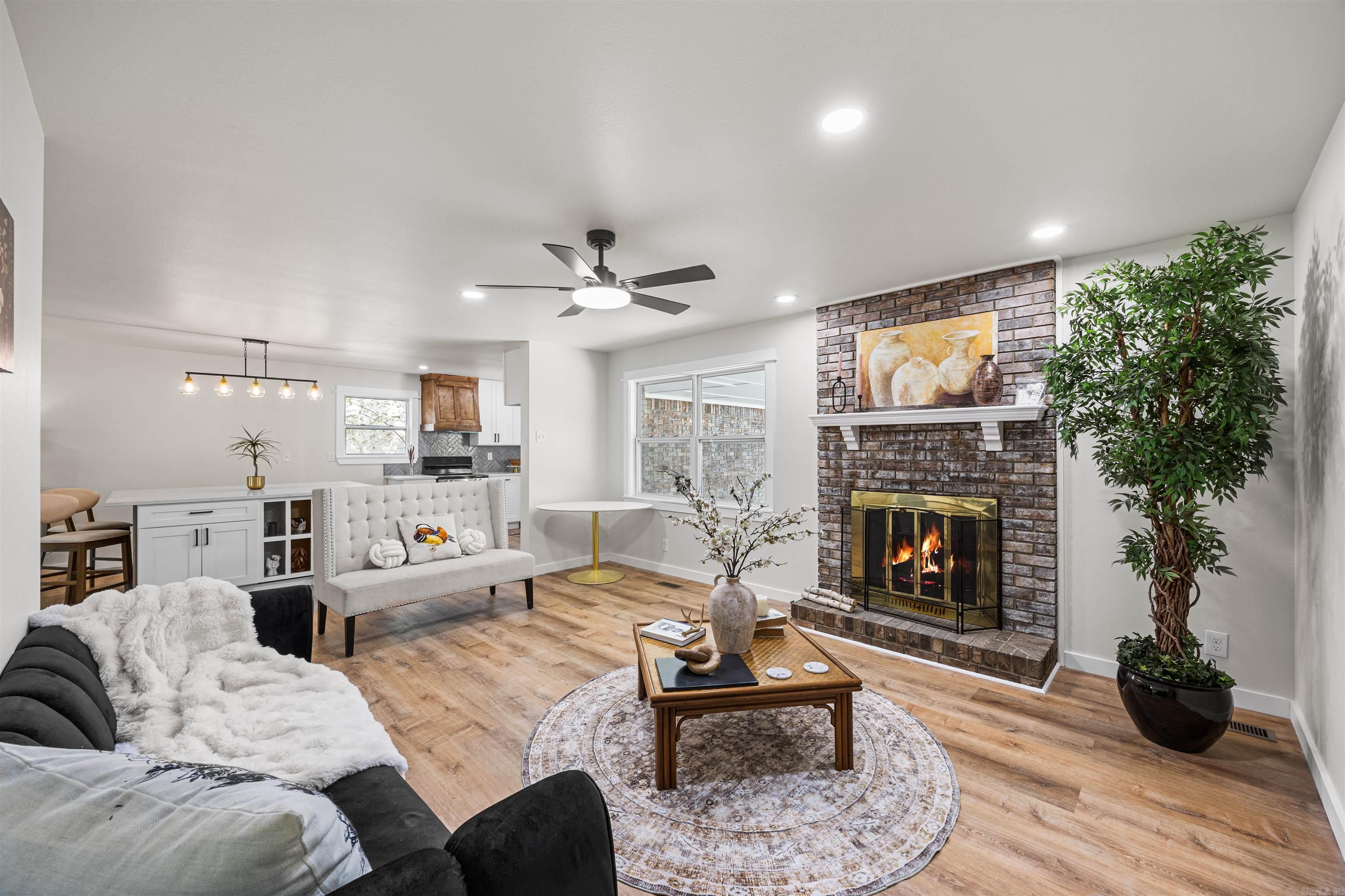 19 Queenspark Road Little Rock, AR 72227