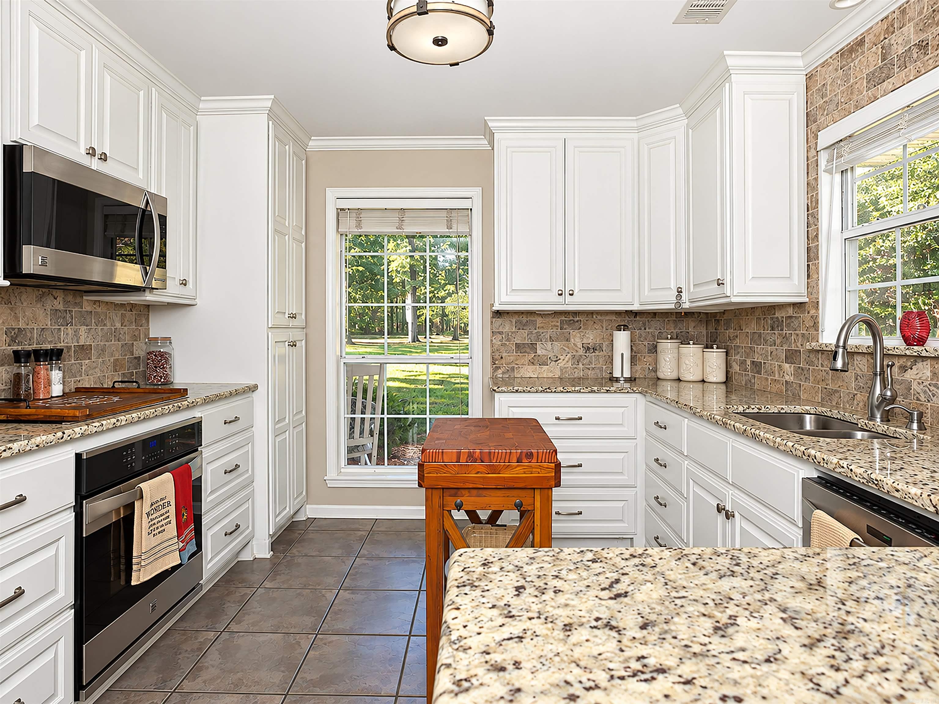 7803 Tall Timber Lane Pine Bluff, AR 71603