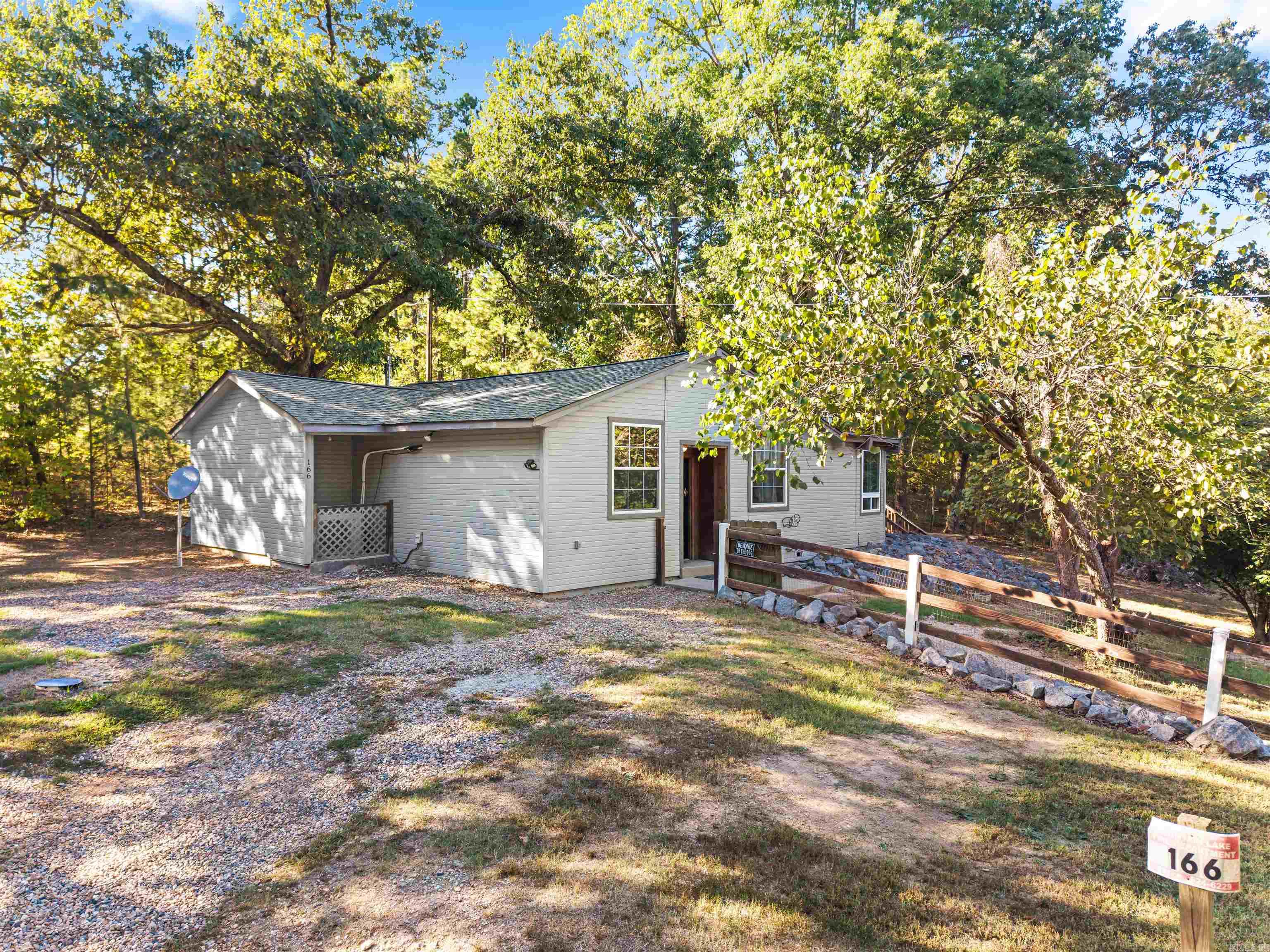 166 Eleven Oaks Hot Springs, AR 71909