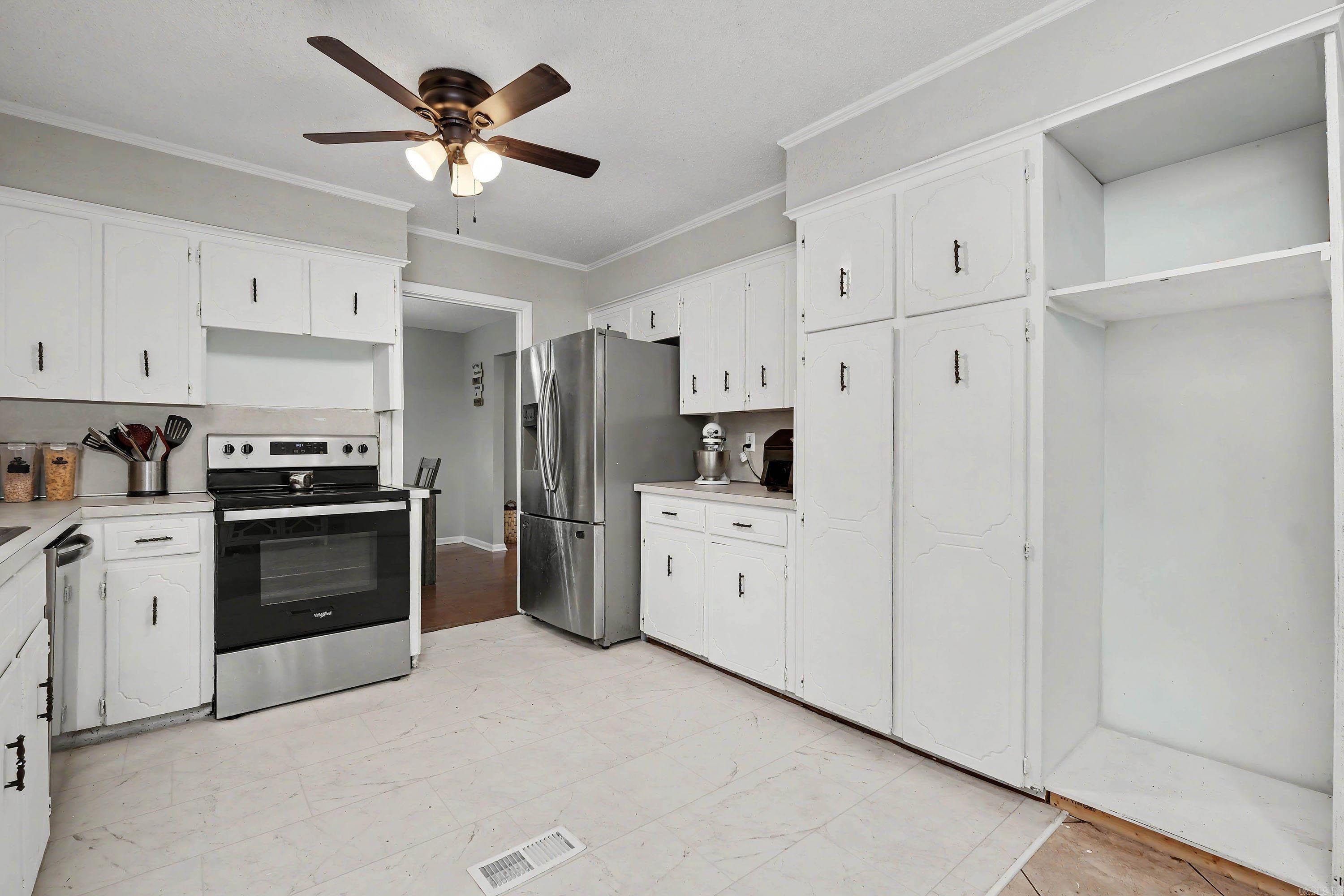 12 Sallisaw Court North Little Rock, AR 72116