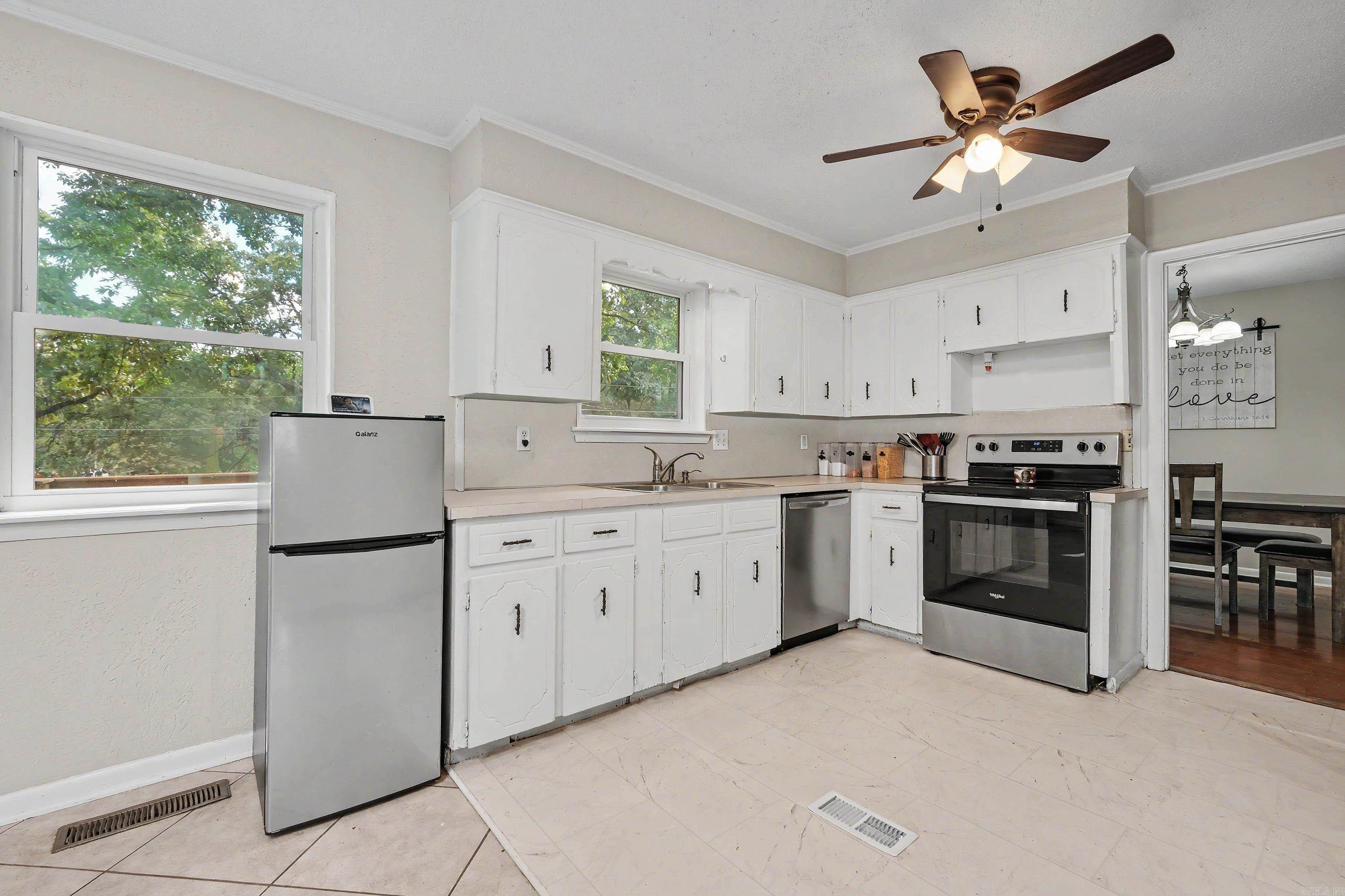 12 Sallisaw Court North Little Rock, AR 72116