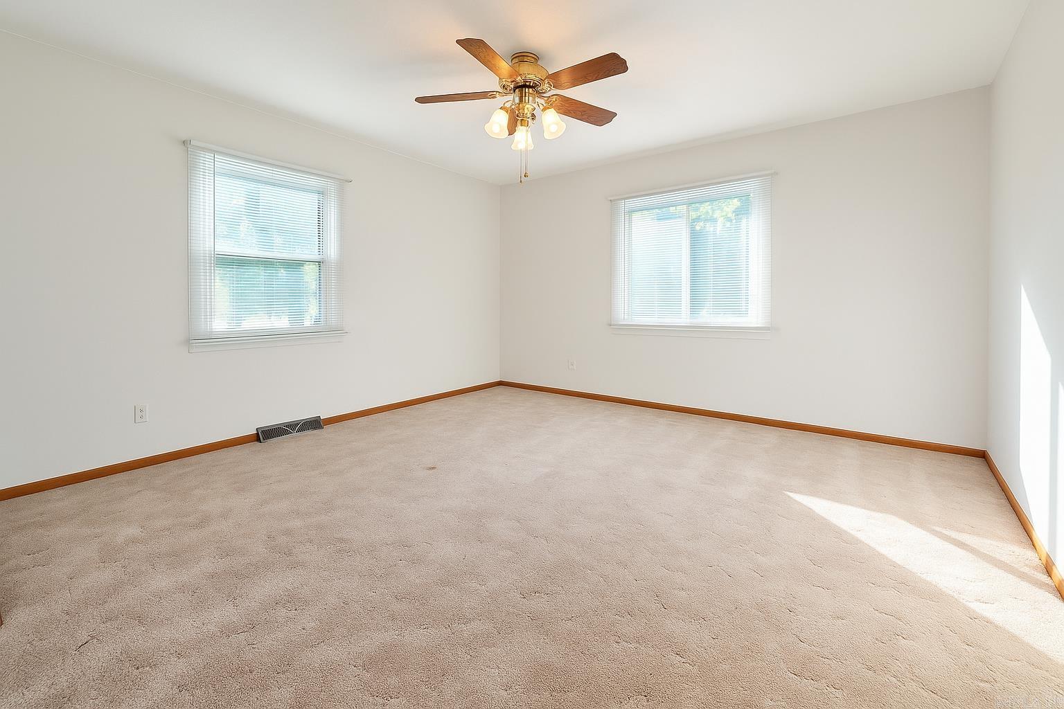 608 Broadmoor Mountain Home, AR 72653