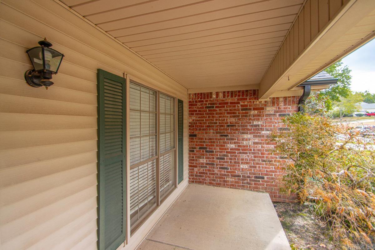 5 Cherry Crest Cove Little Rock, AR 72211