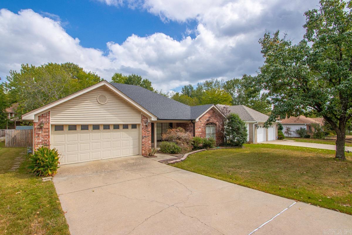 5 Cherry Crest Cove Little Rock, AR 72211