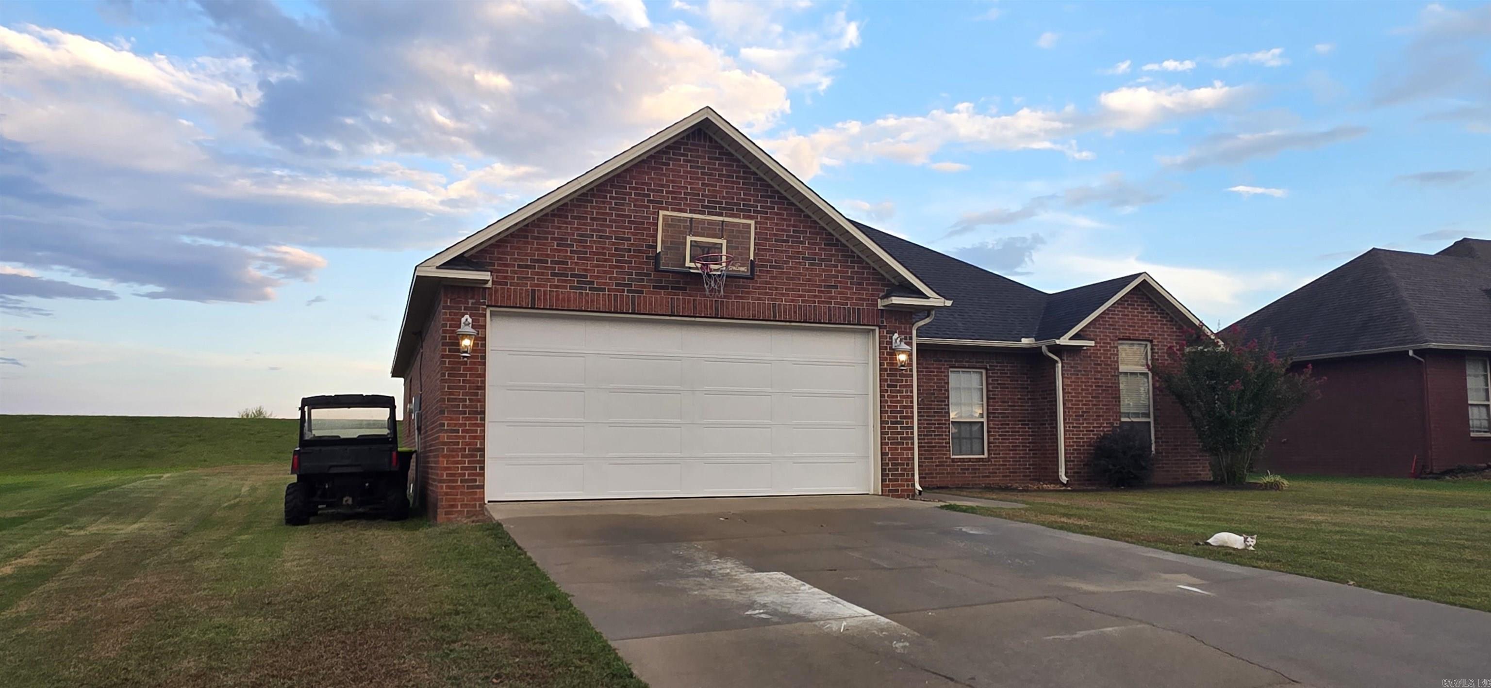10022 N John Street Danville, AR 72833