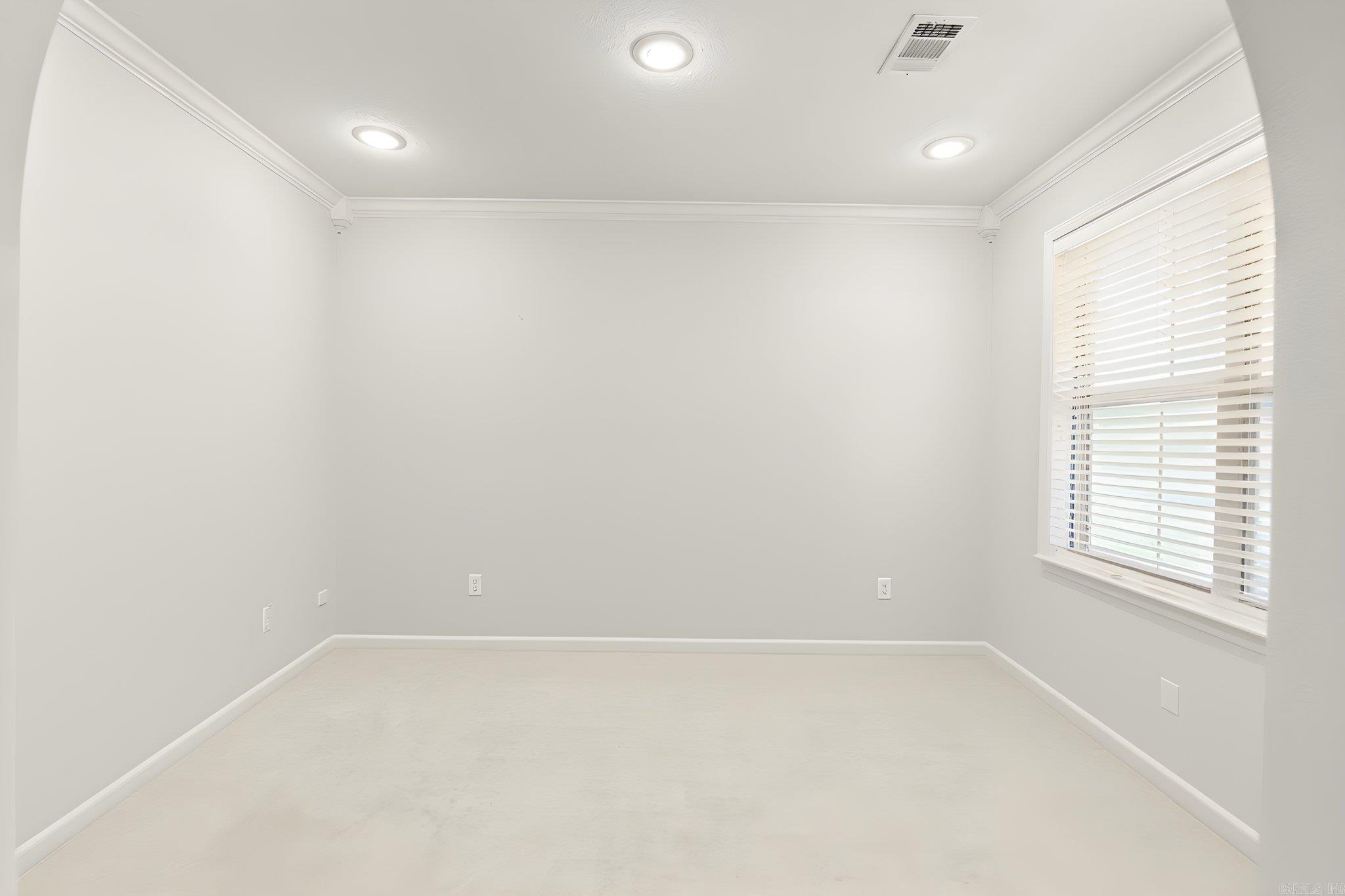 136 Ridgeland Dr Maumelle, AR 72113