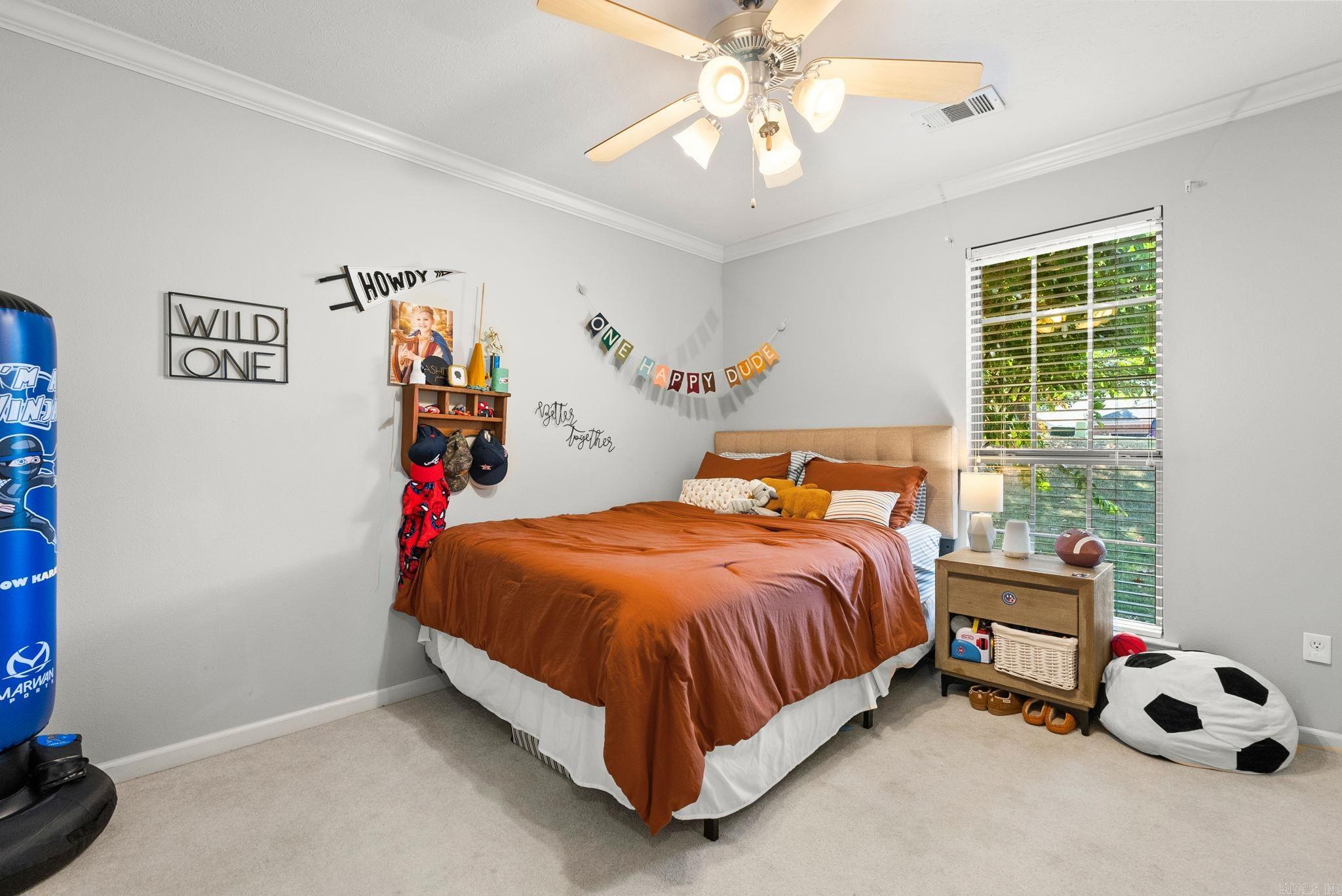 136 Ridgeland Dr Maumelle, AR 72113