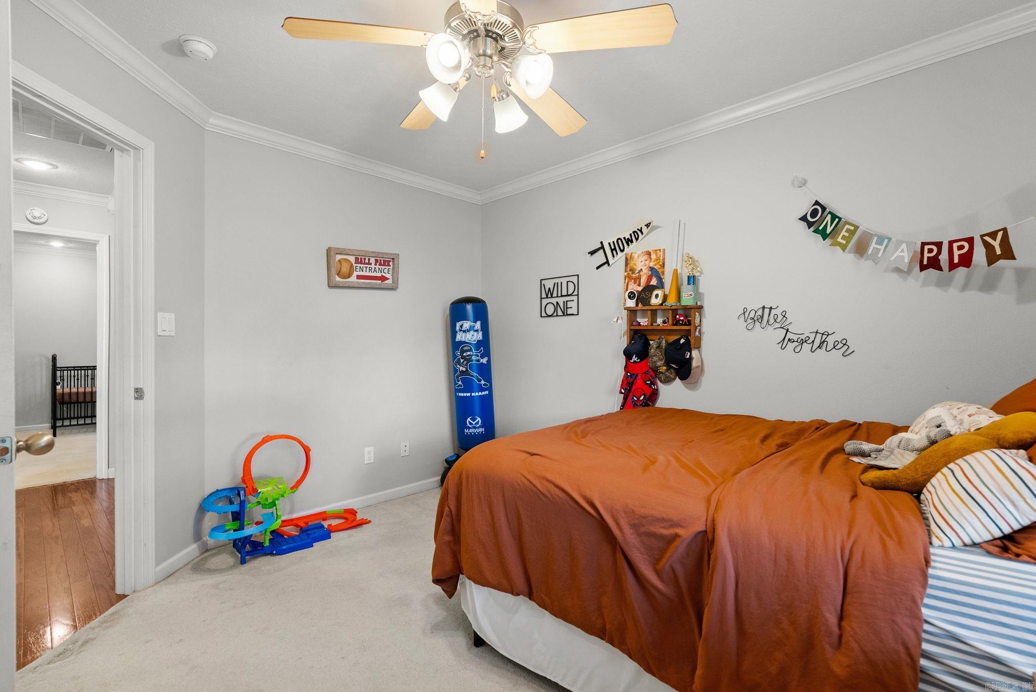 136 Ridgeland Dr Maumelle, AR 72113
