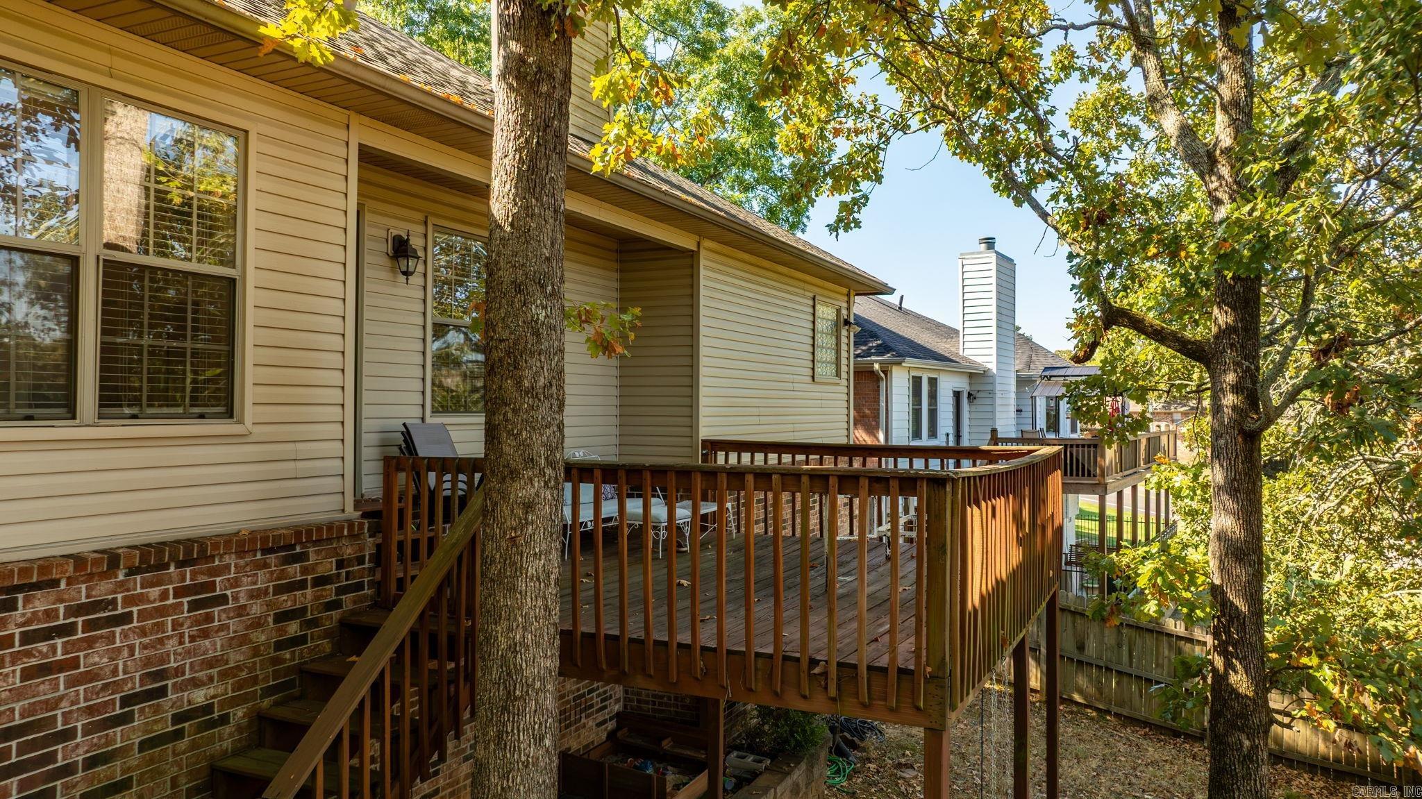 136 Ridgeland Dr Maumelle, AR 72113