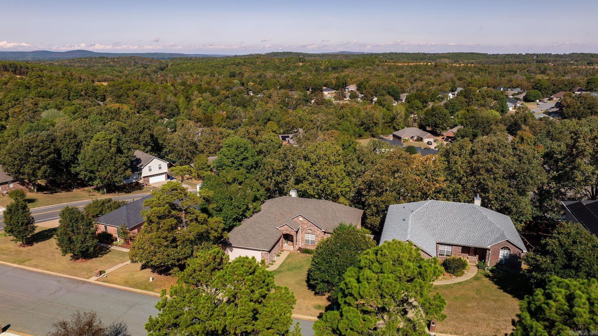 136 Ridgeland Dr Maumelle, AR 72113