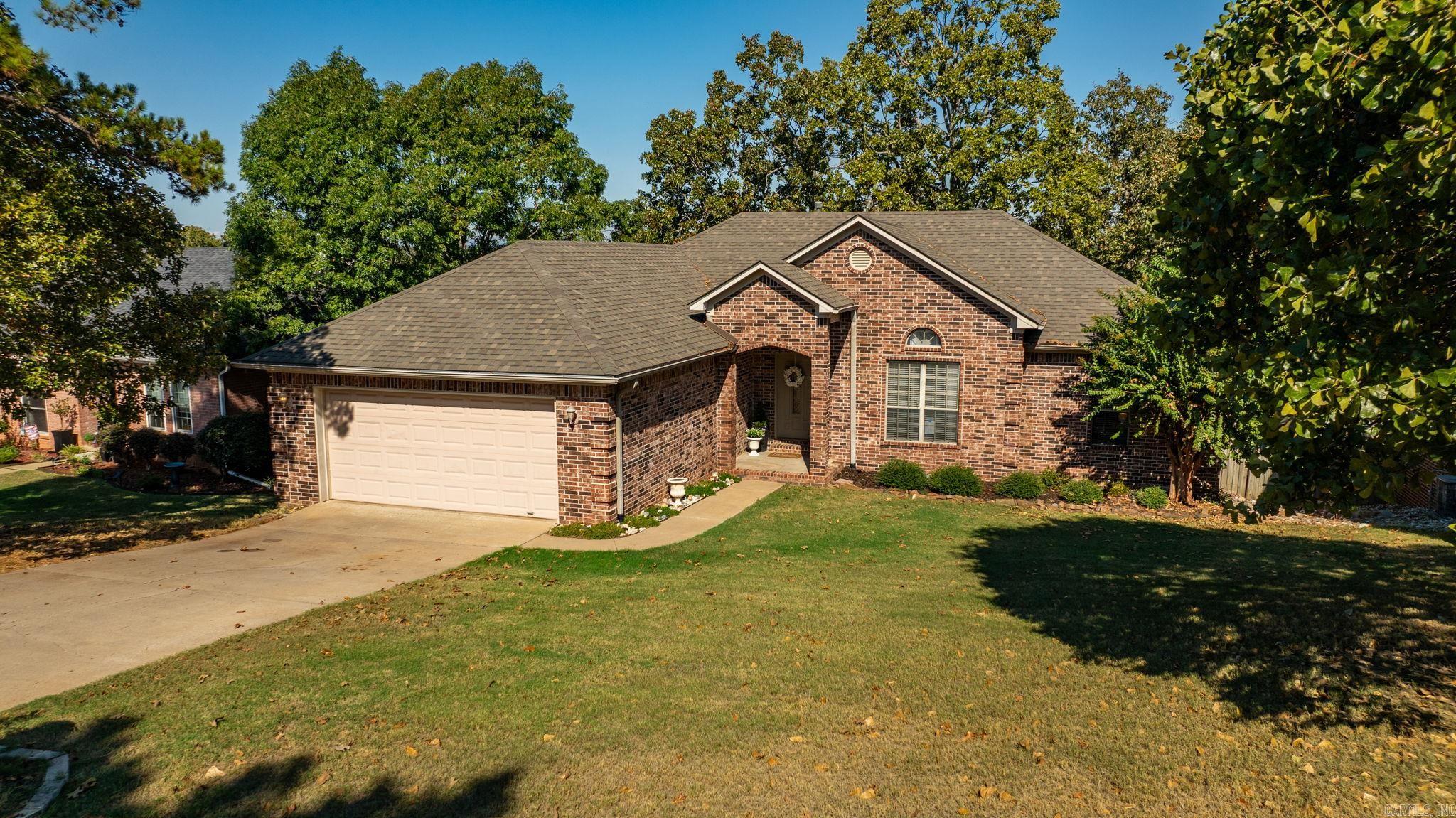 136 Ridgeland Dr Maumelle, AR 72113