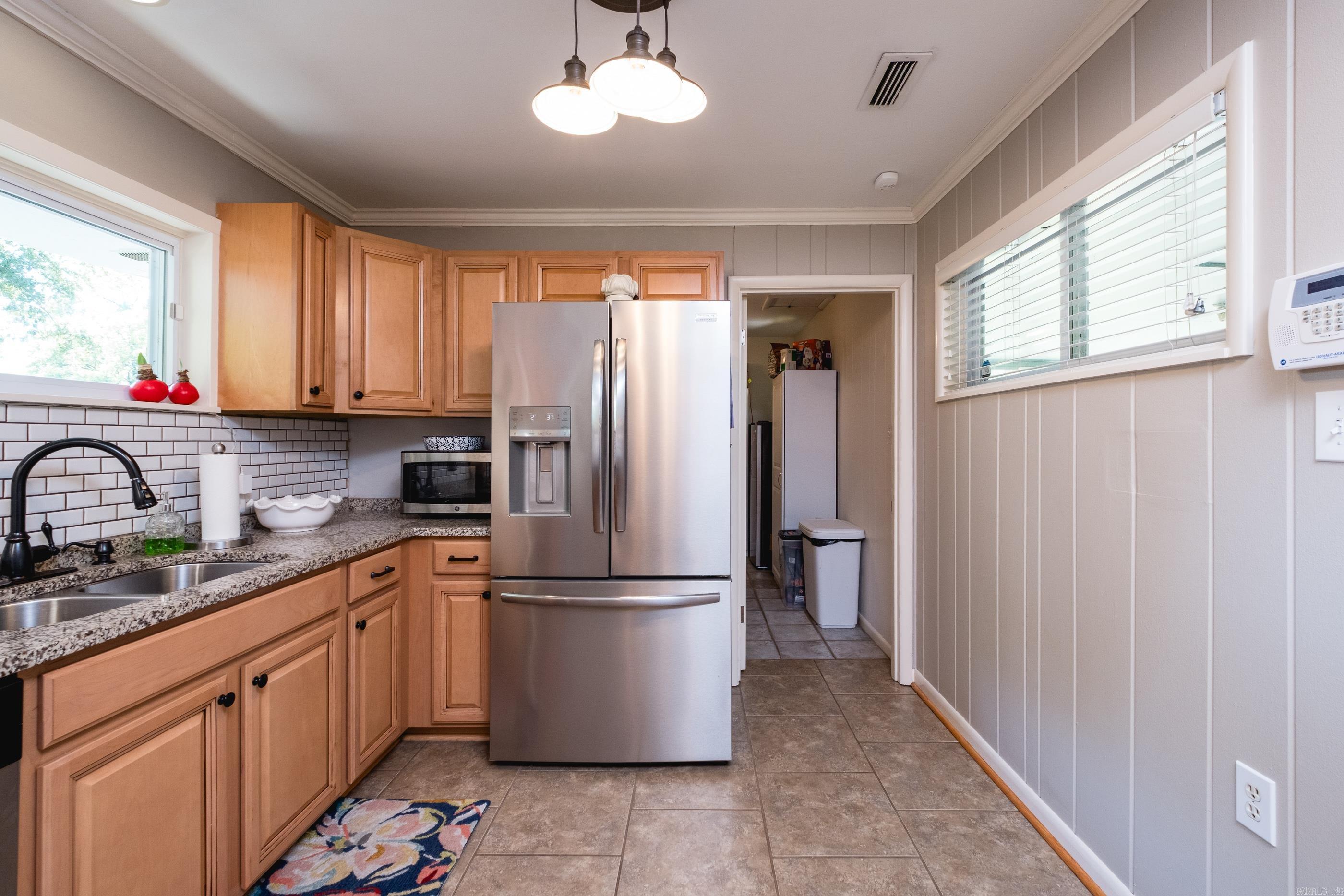 420 Del Rio Drive Little Rock, AR 72205