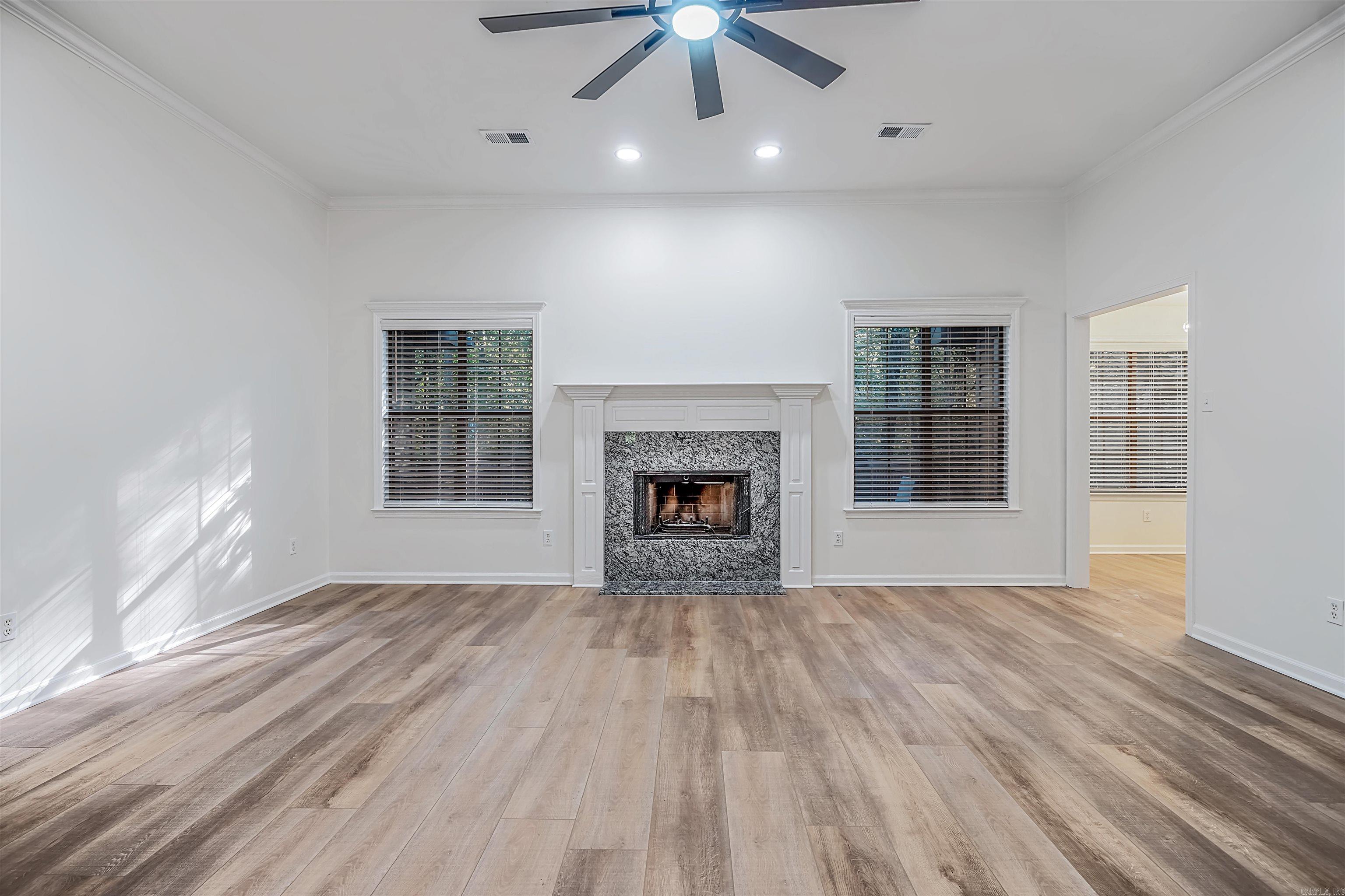 2719 Creekside Dr — photo 5
