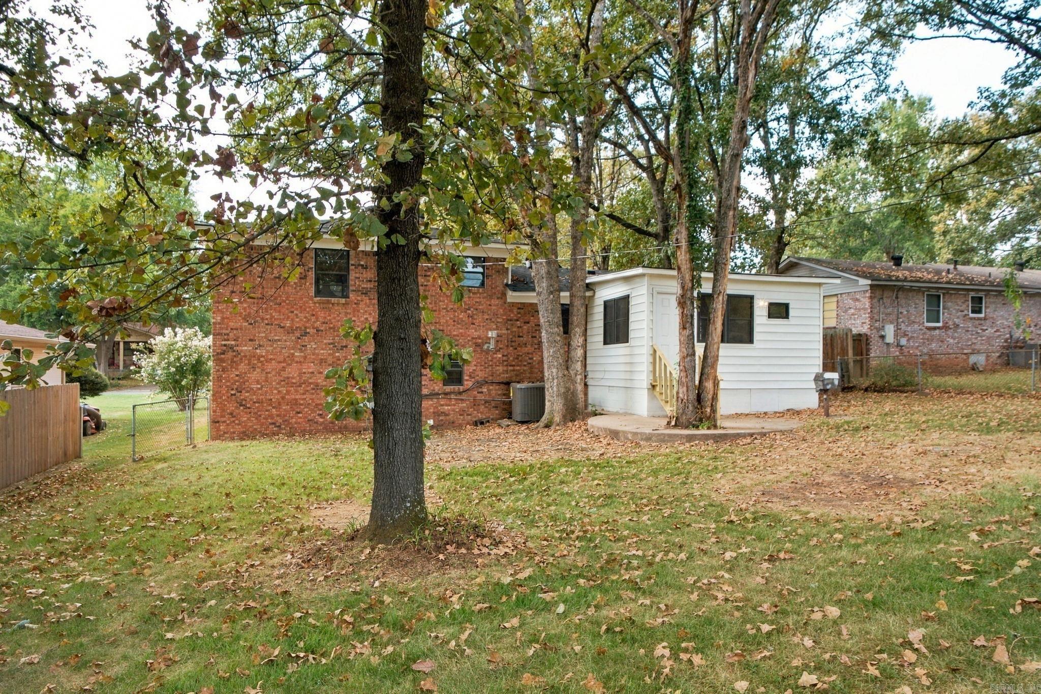 8704 Holiday Drive Sherwood, AR 72120