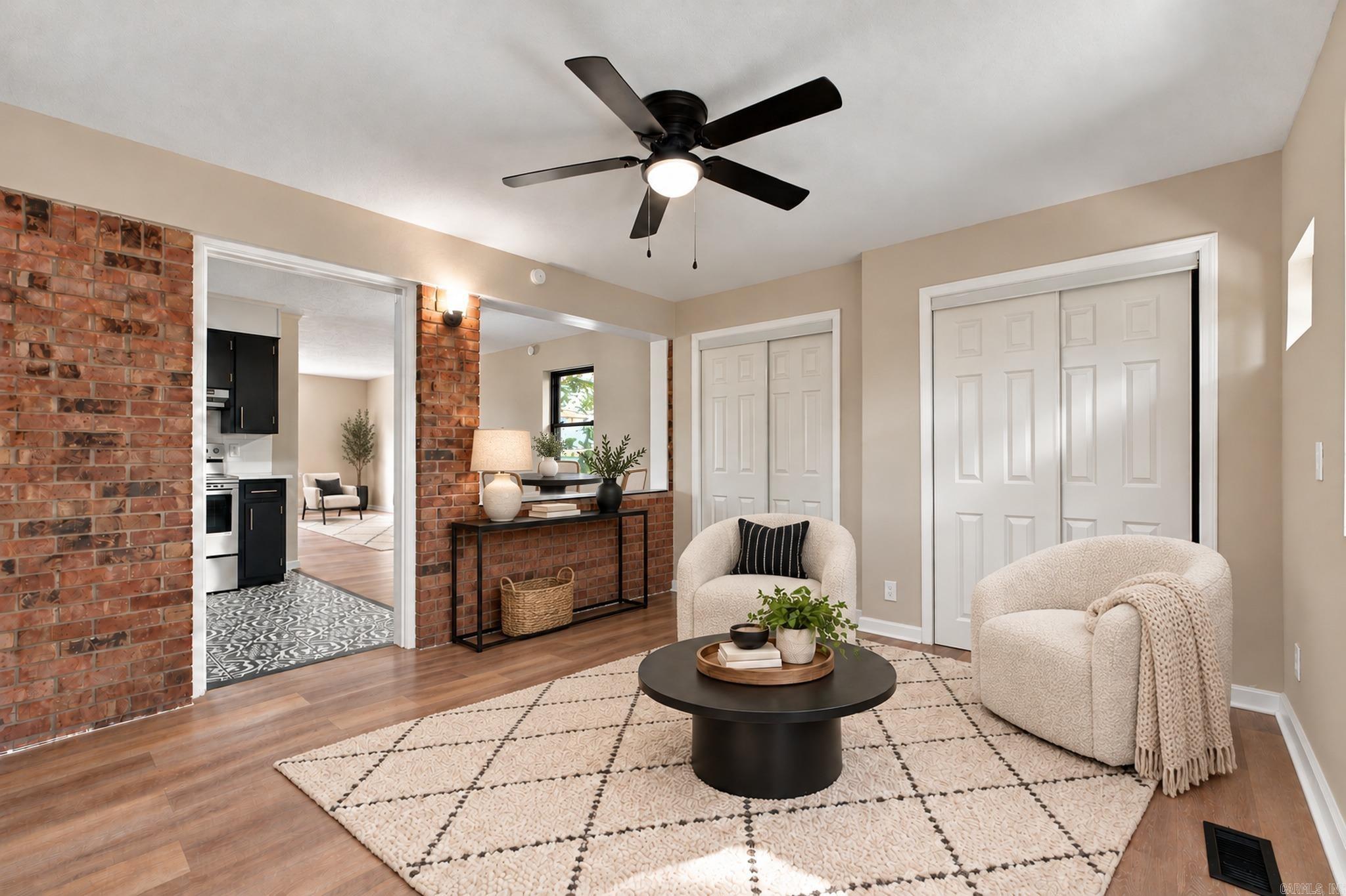 8704 Holiday Drive Sherwood, AR 72120