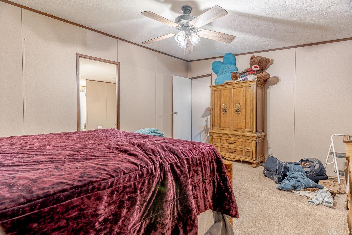 325 Slick Rock Rd