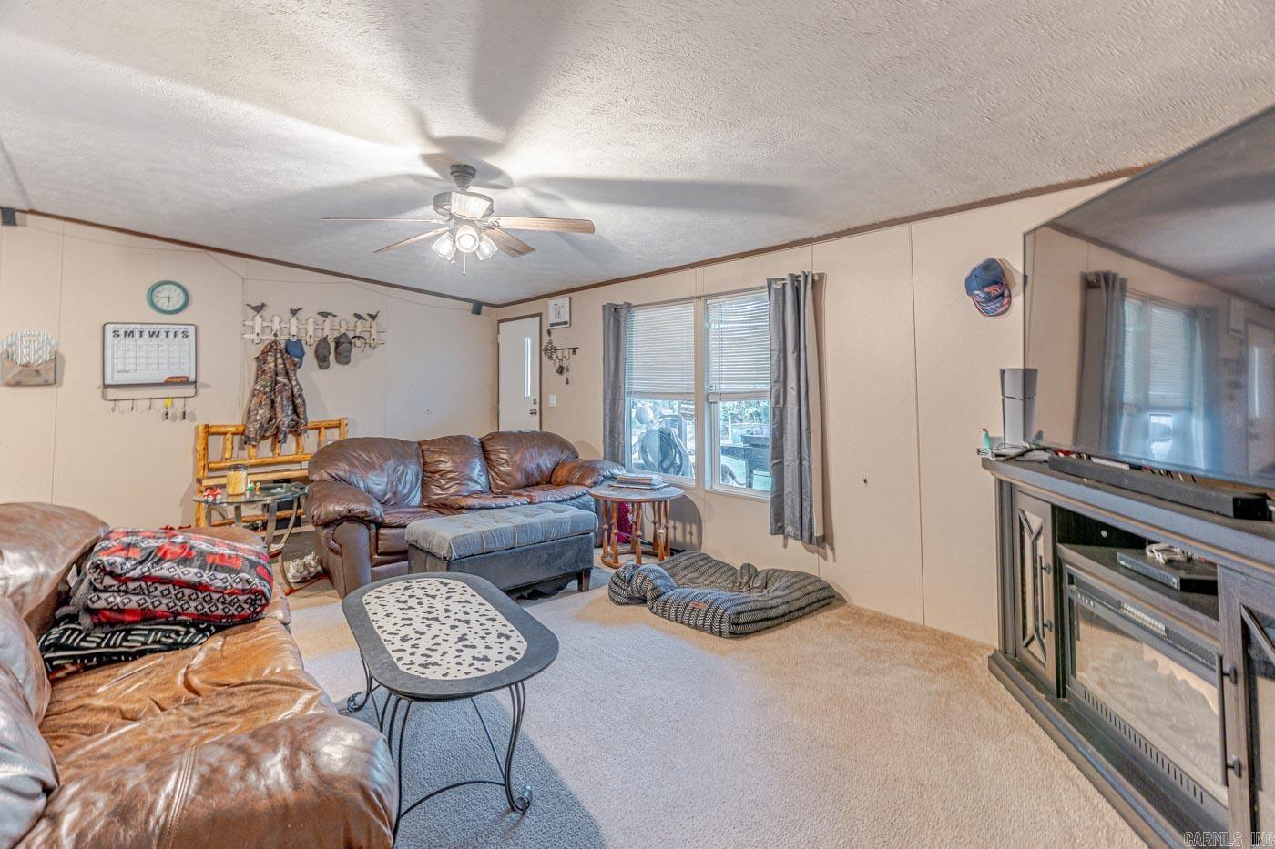 325 Slick Rock Rd