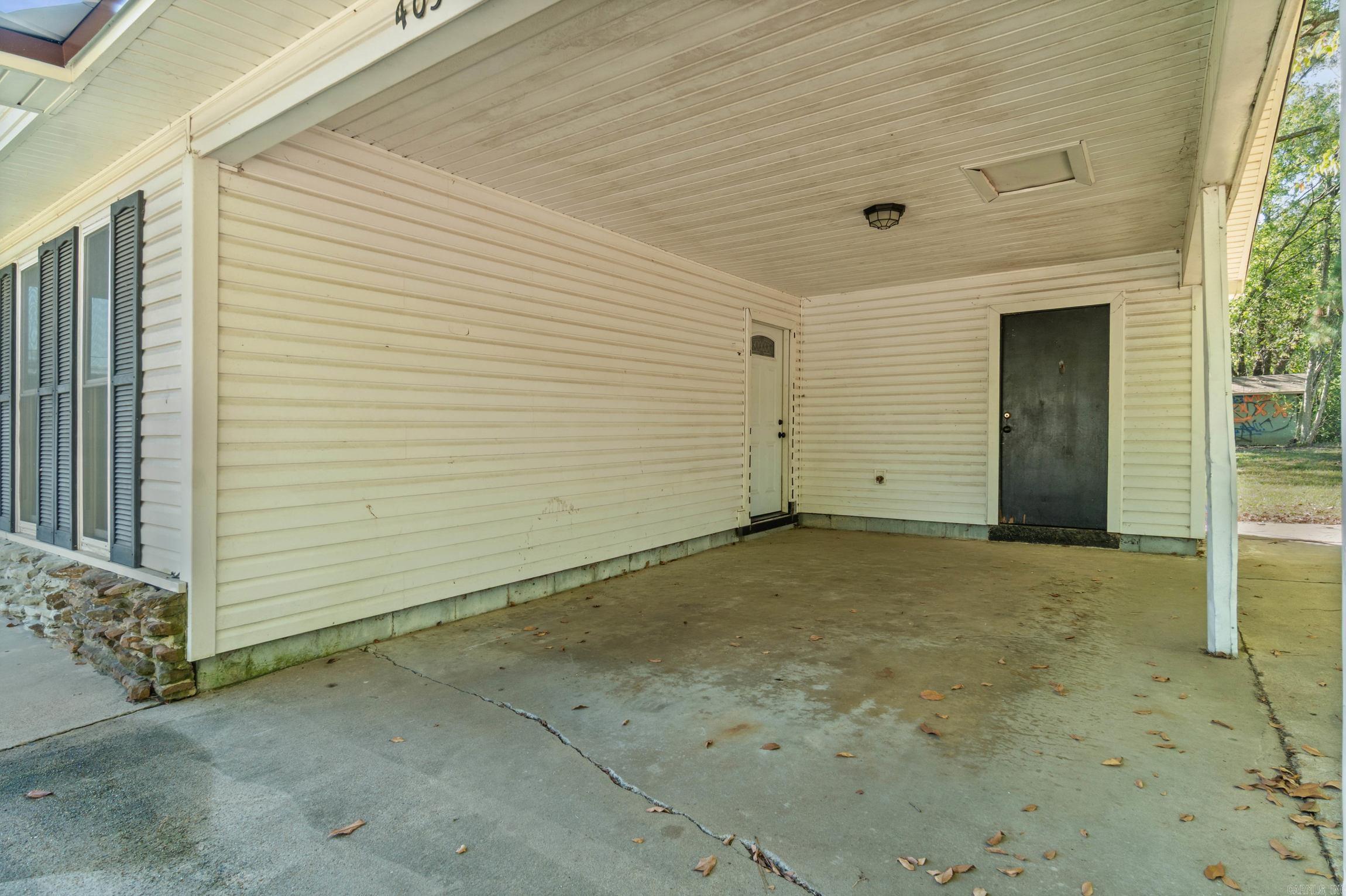 403 W Iowa — photo 4