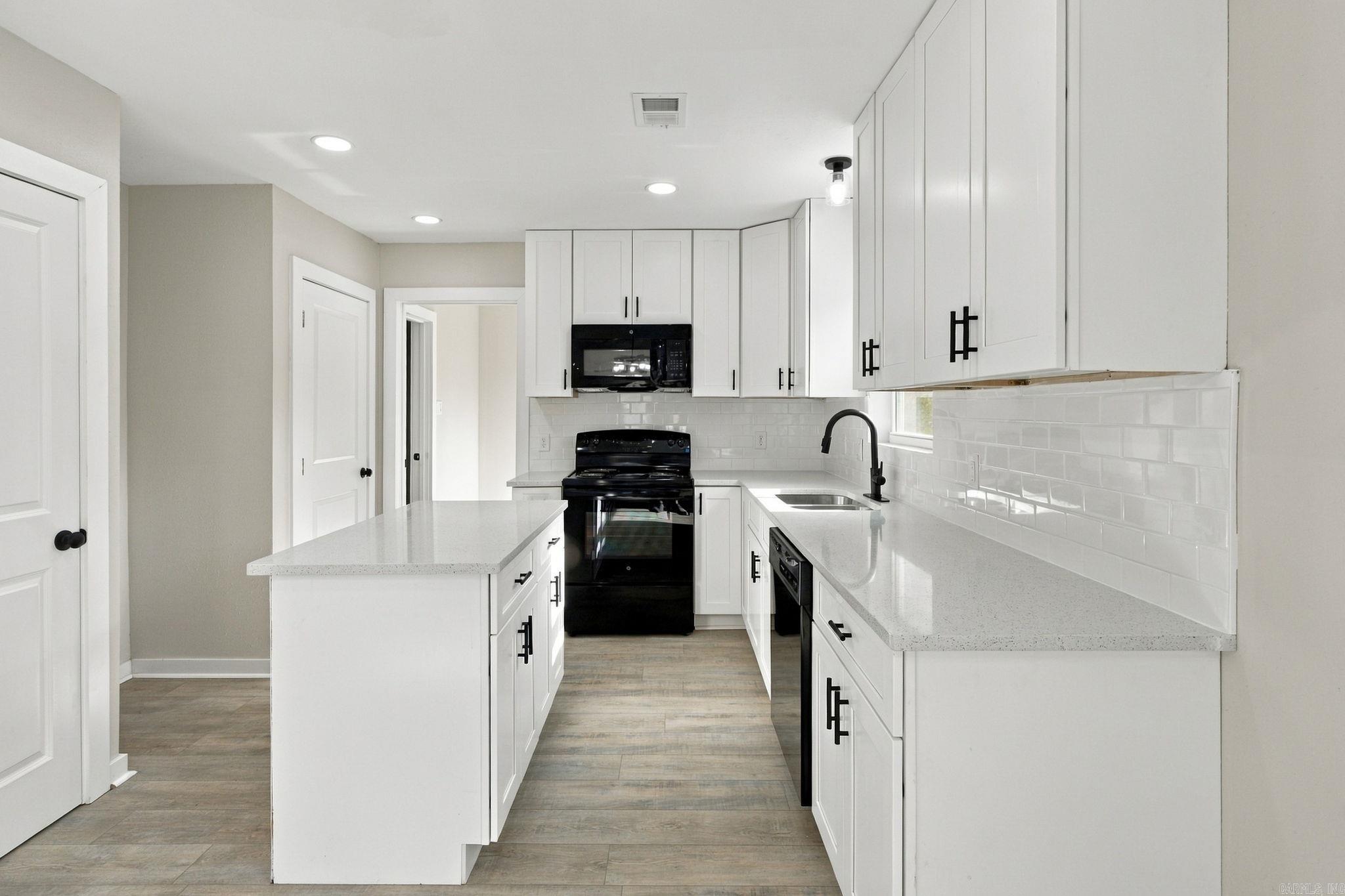 2521 Blackwood Road Little Rock, AR 72207