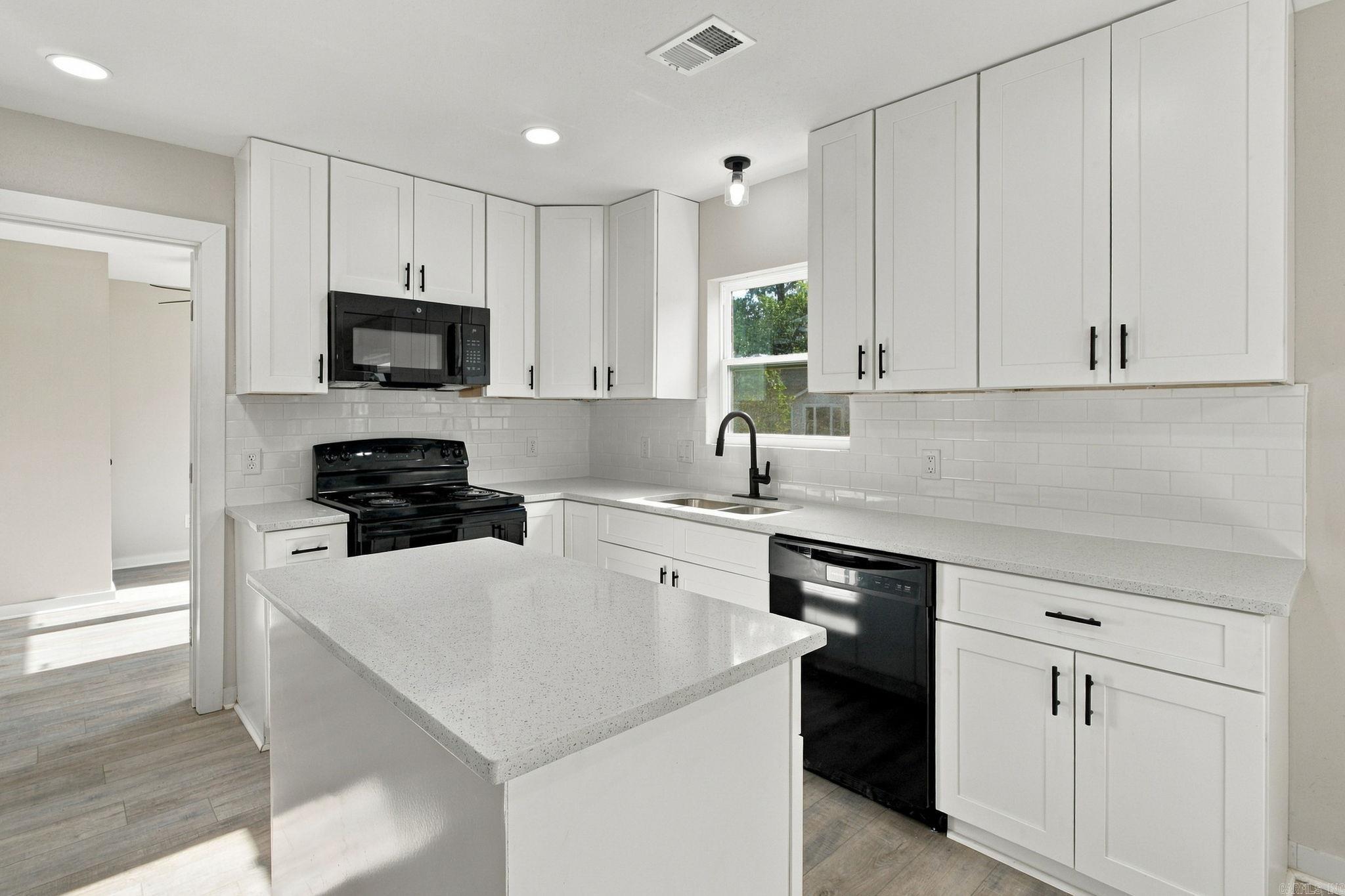 2521 Blackwood Road Little Rock, AR 72207