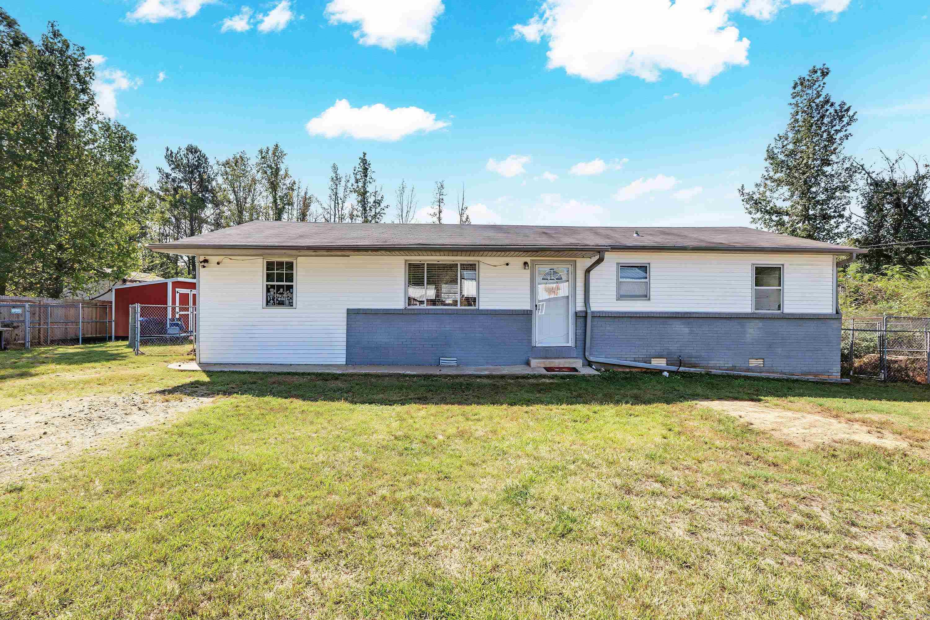 4305 Singley Road — exterior