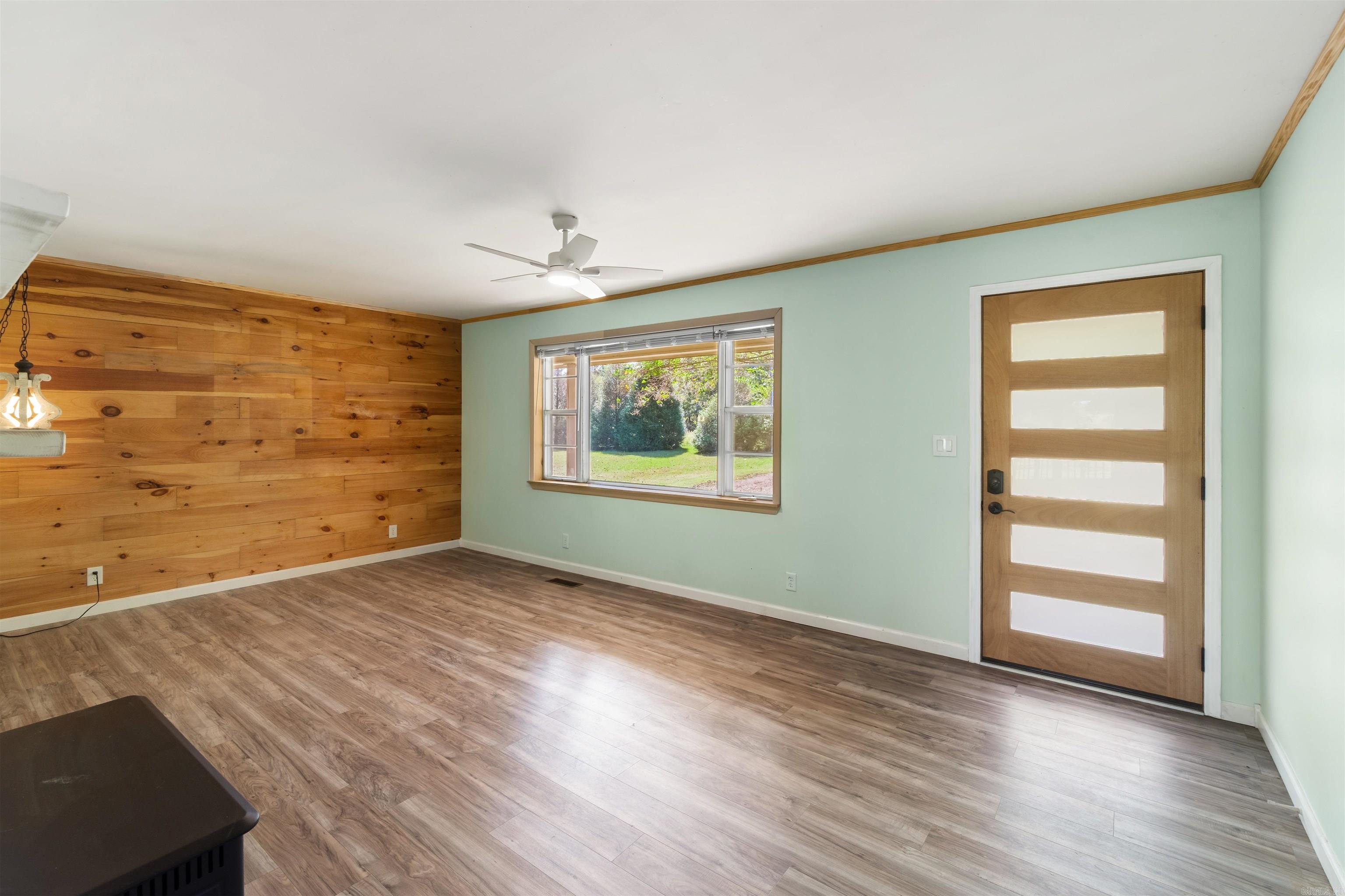 1664 Edgemont Road — photo 5