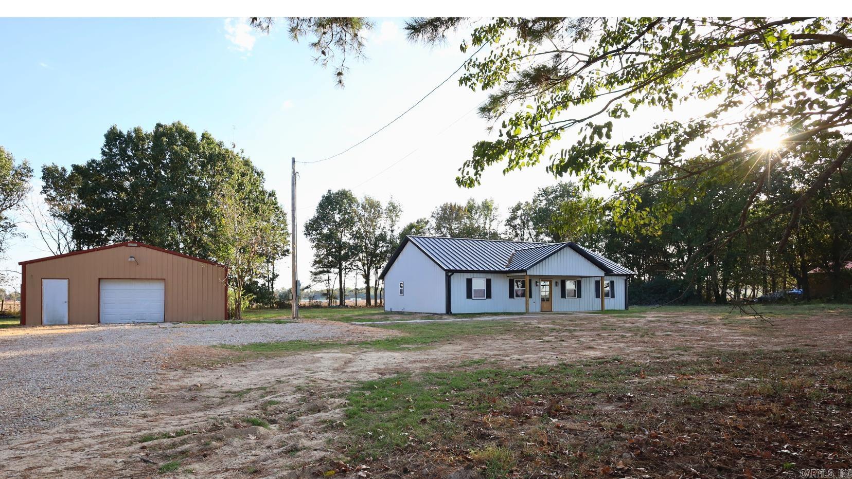 1204 GR 907 Road Paragould, AR 72450