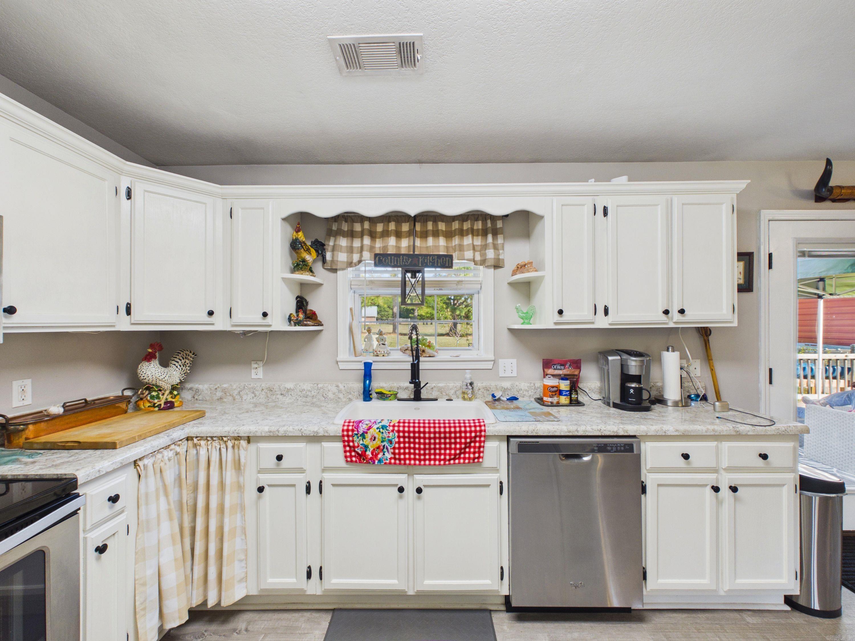 89 Four Oaks Lane Charlotte, AR 72522