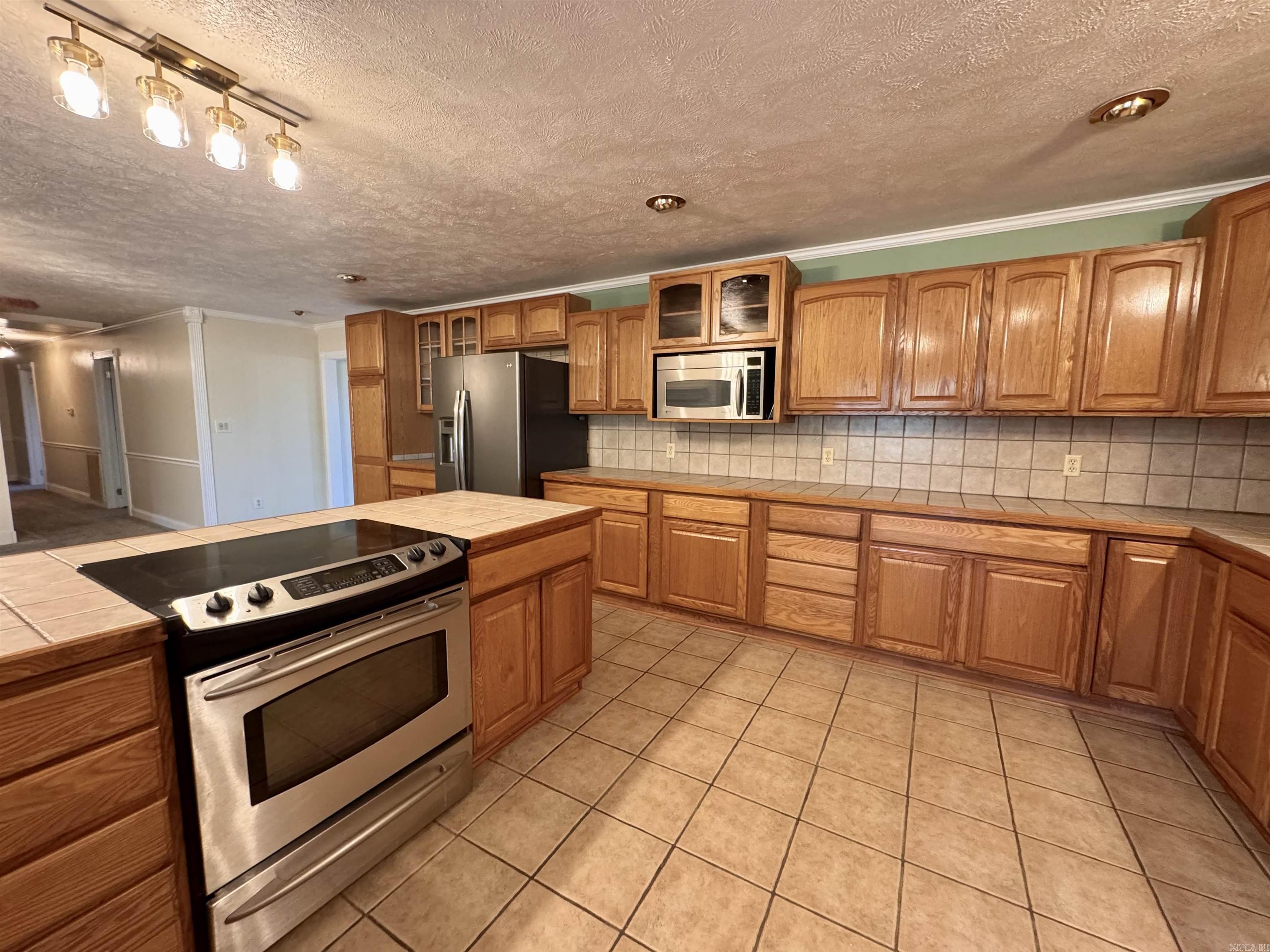 5275 W Heber Springs Road Quitman, AR 72131