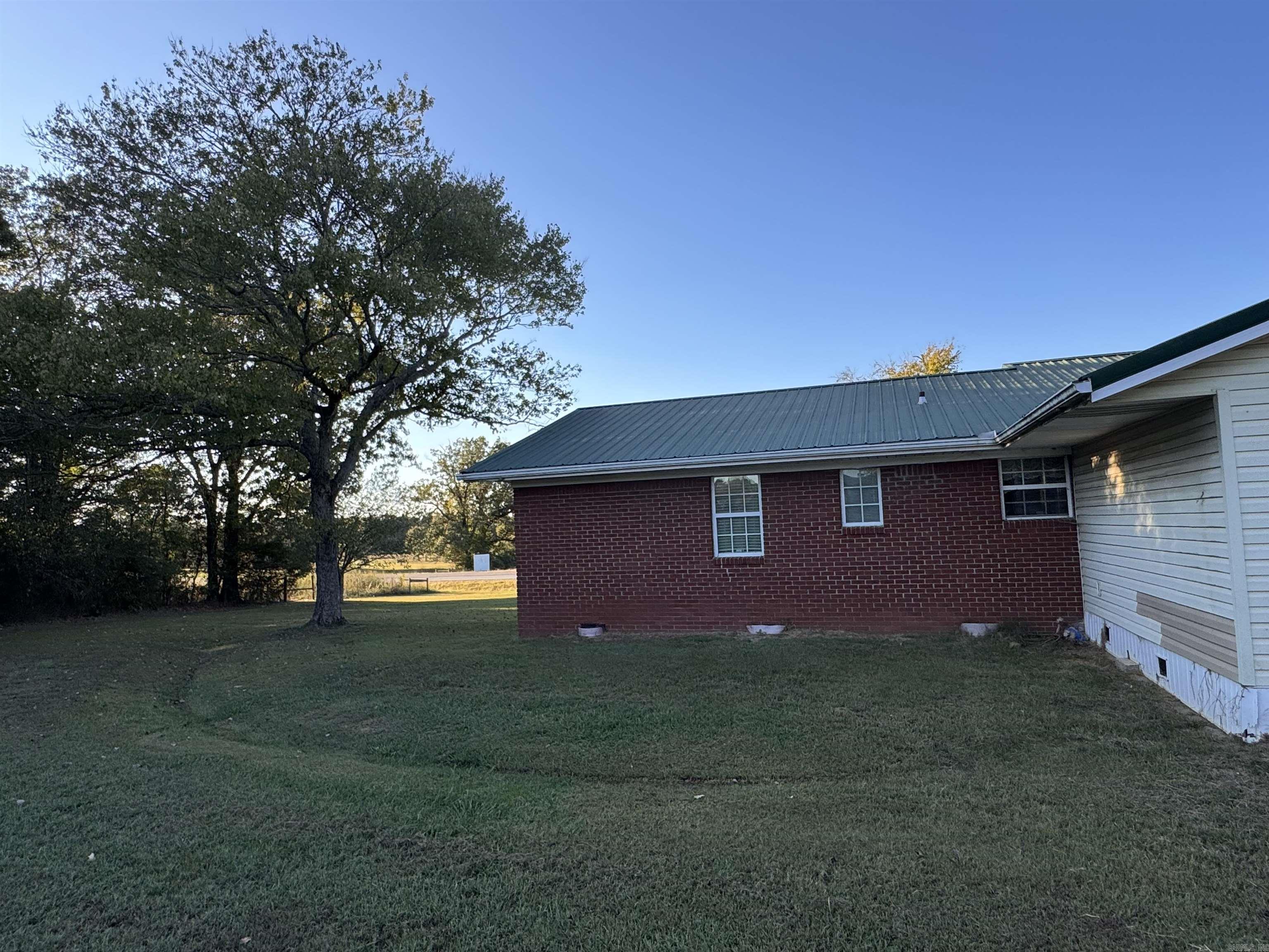 5275 W Heber Springs Road Quitman, AR 72131