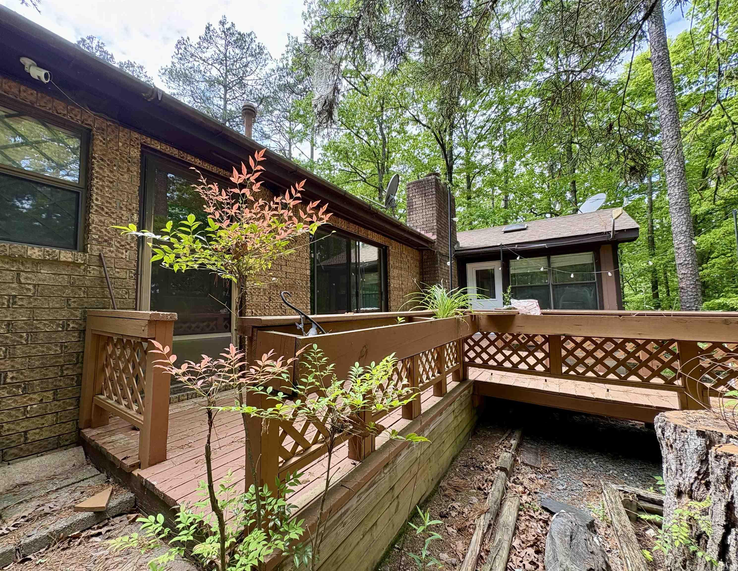 4936 Highway 375 W Mena, AR 71953