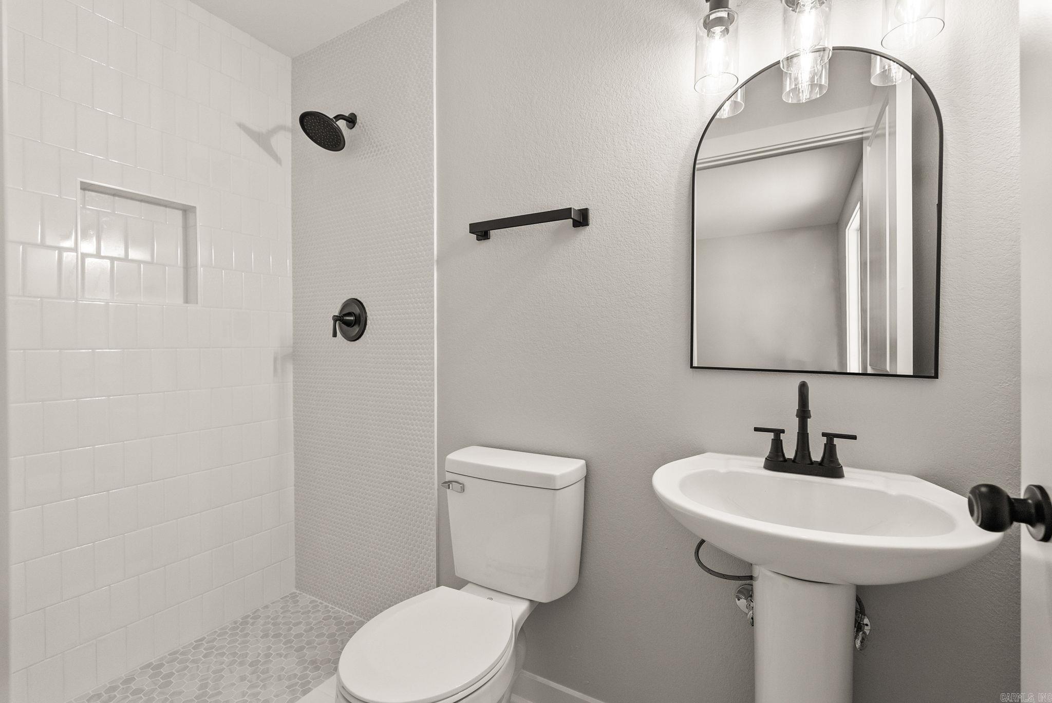 4410 Maple Street — photo 5