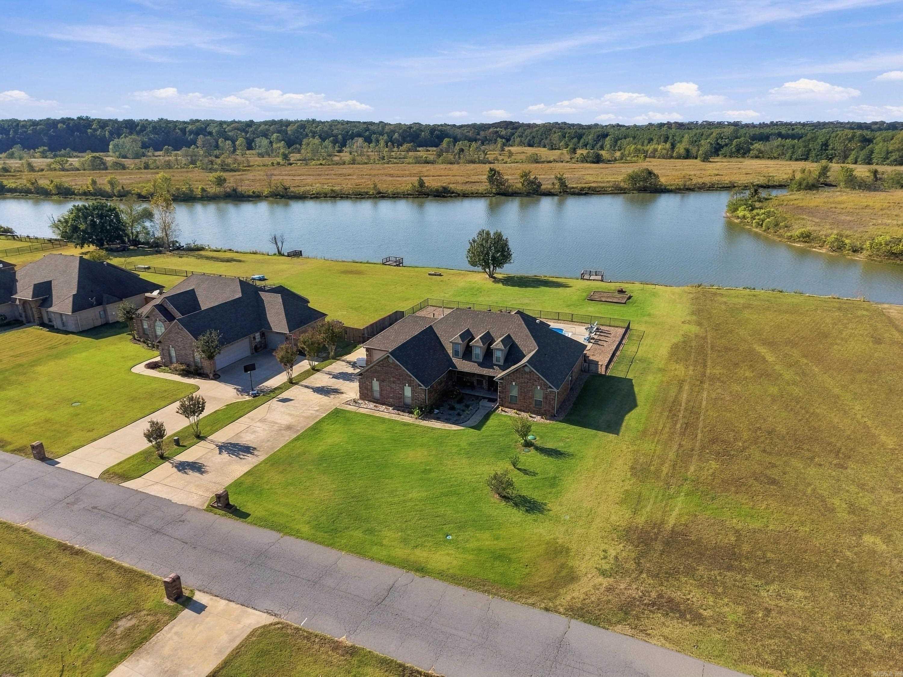 985 Mound View Drive — photo 4